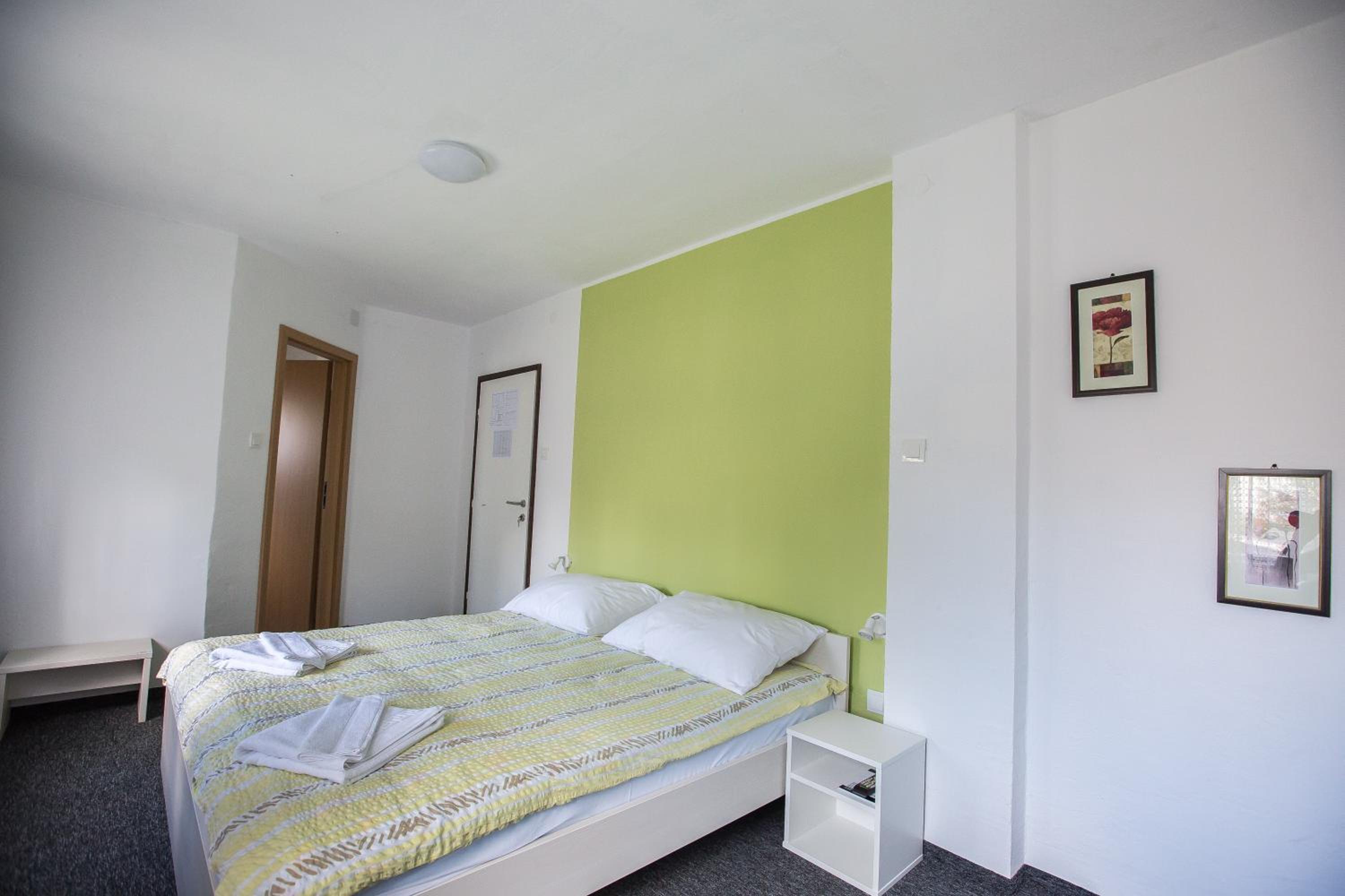 Double Room with Private Bathroom photo 3