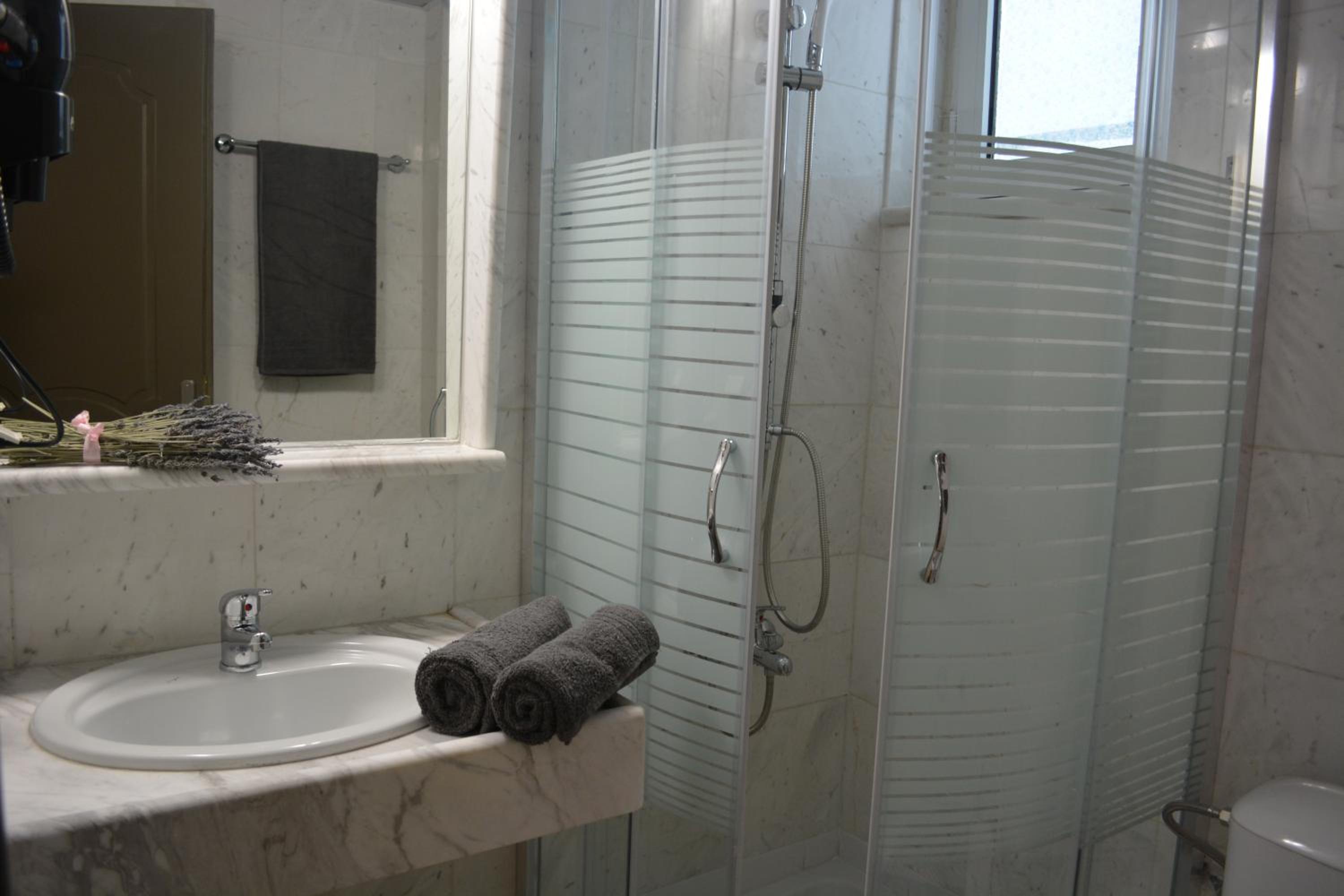 Standard Studio photo 3