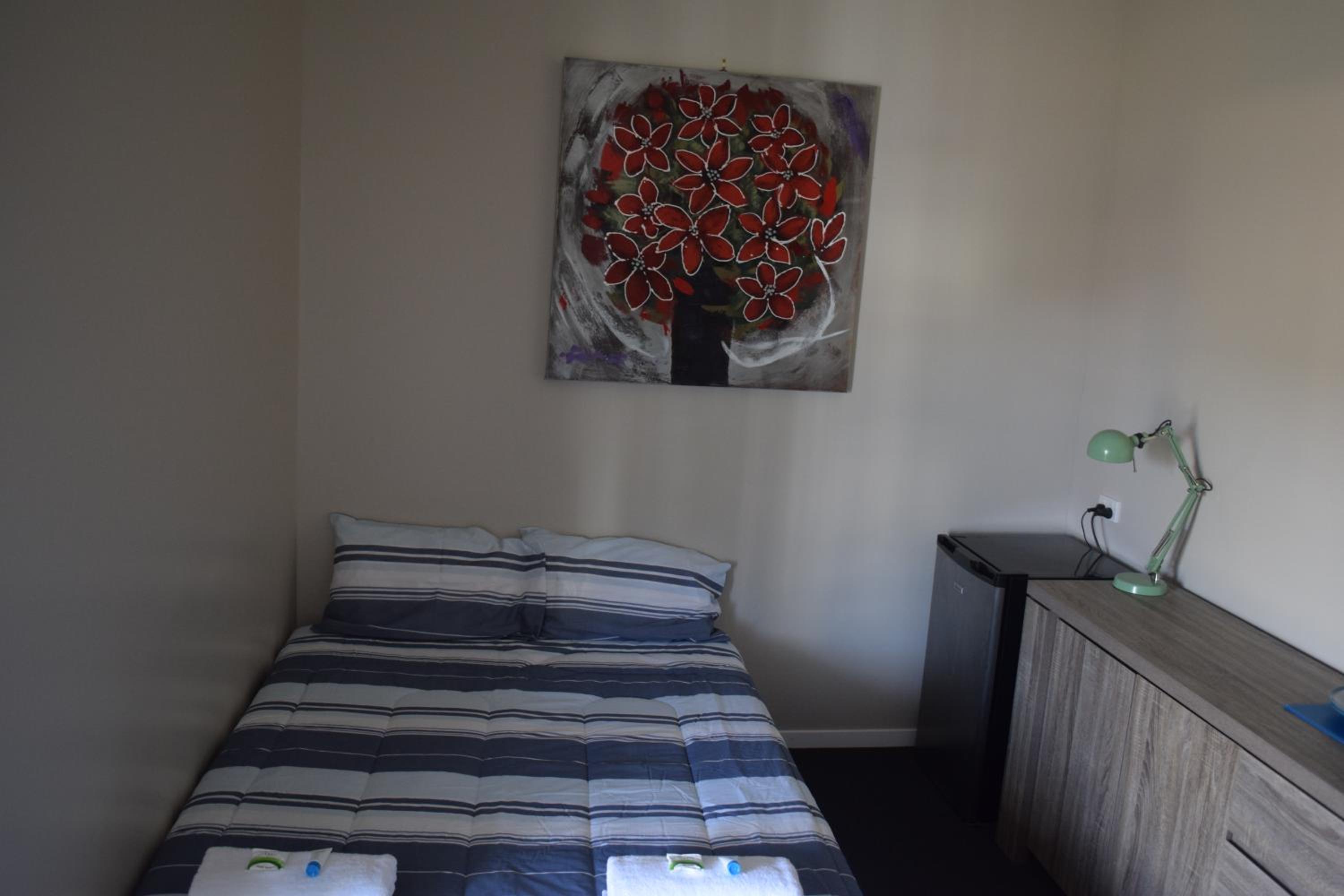 Deluxe Double Room with Shower - Photo 1