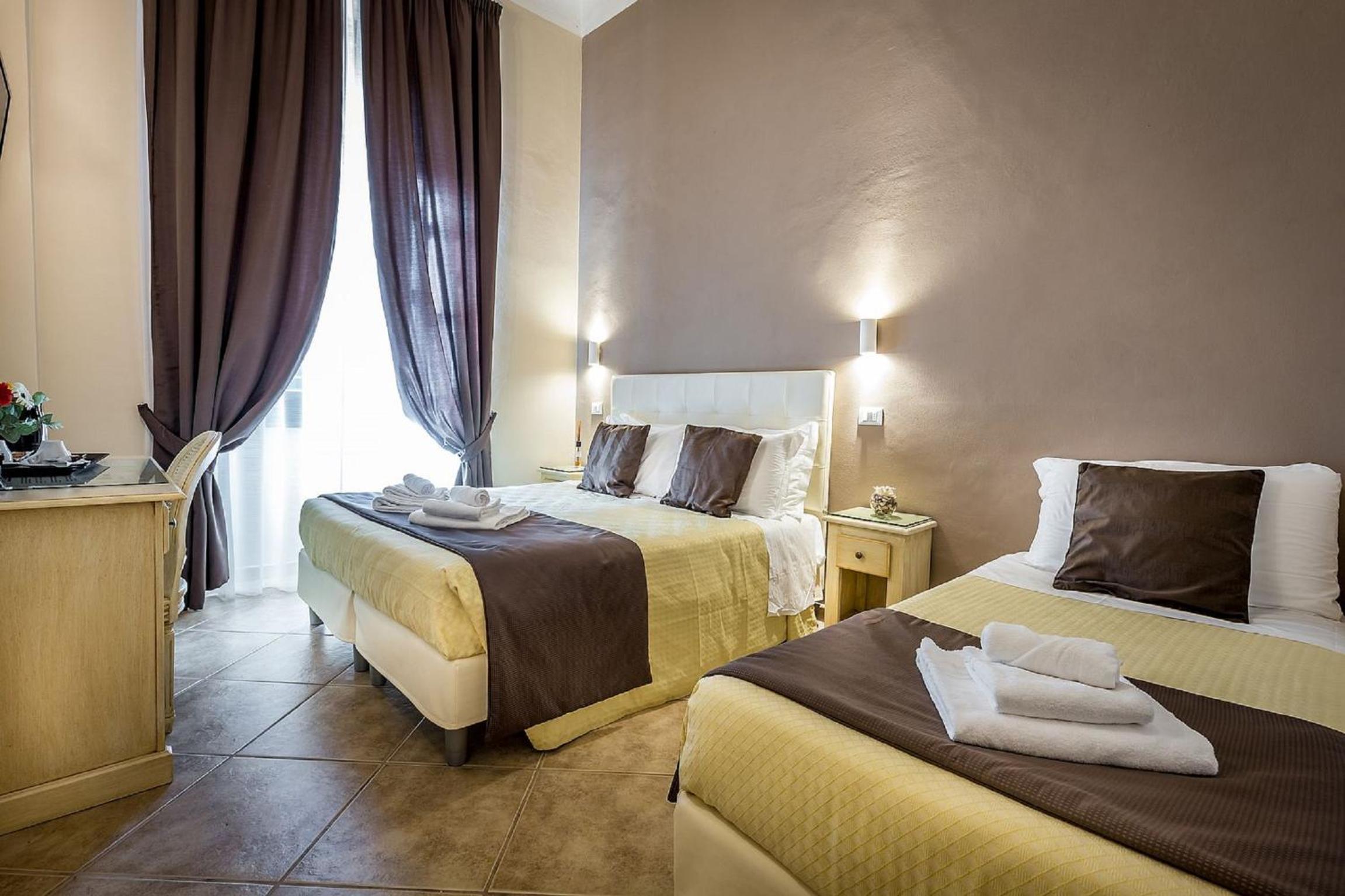 Standard Triple Room photo 3
