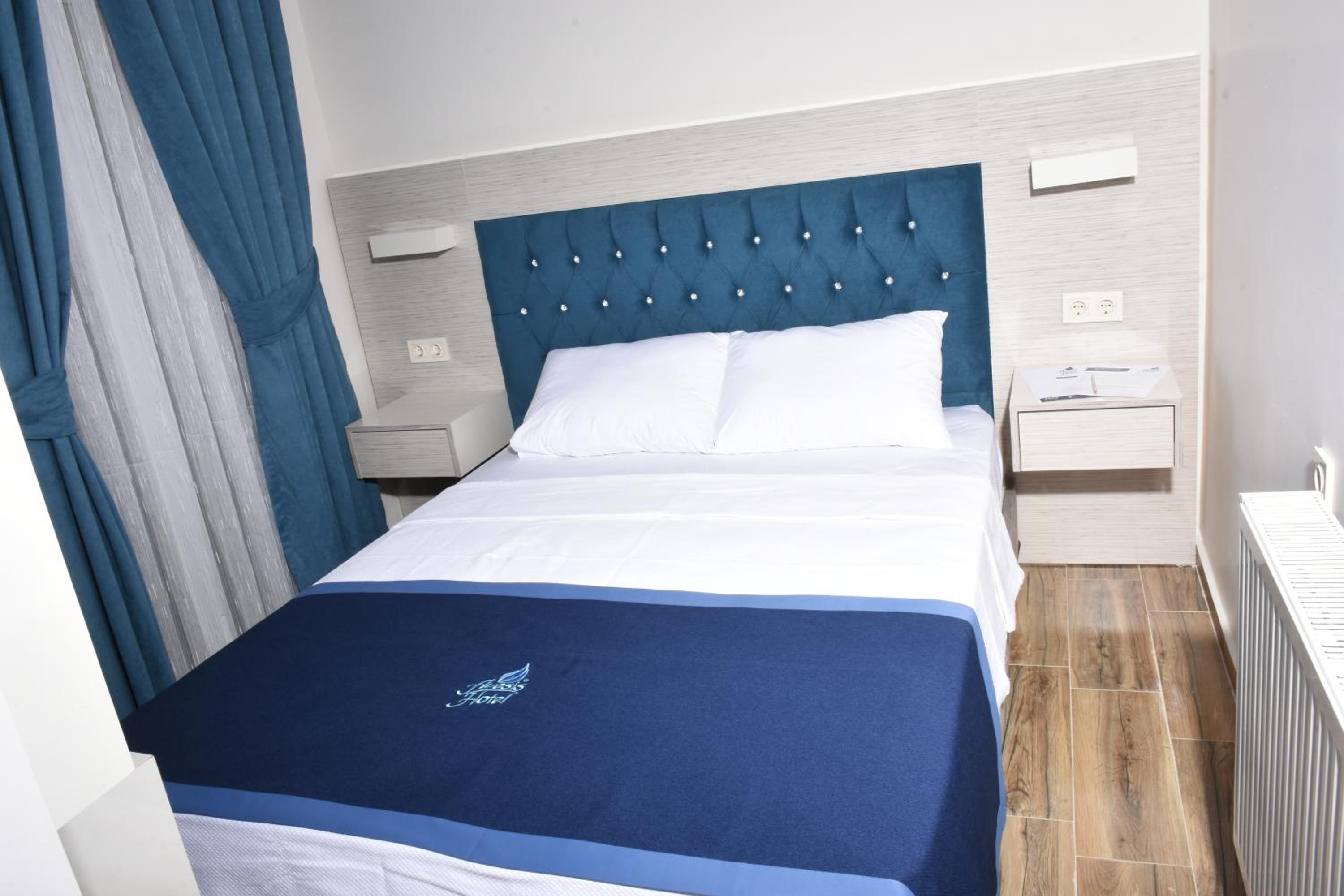 Single Room photo 2
