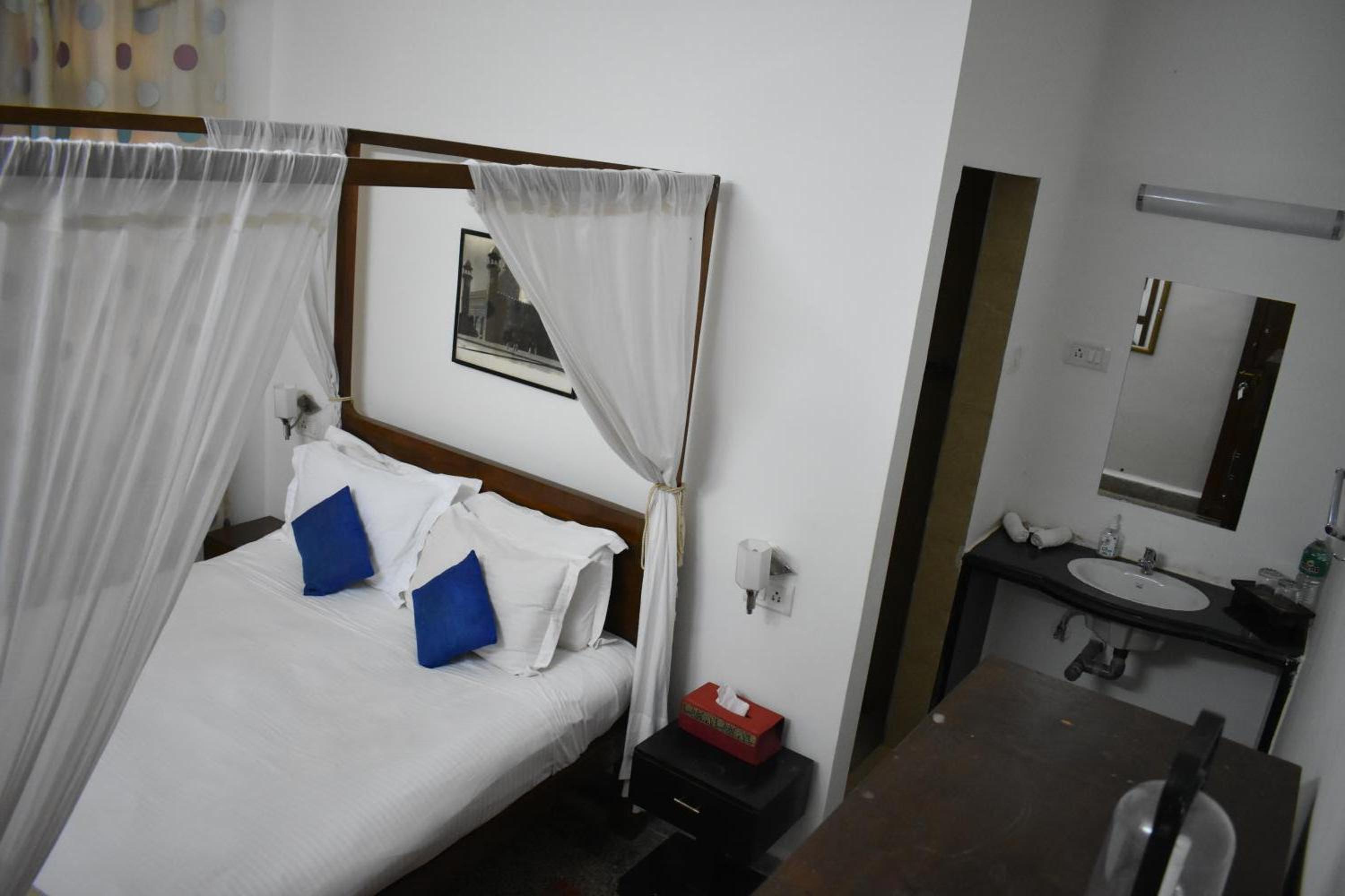 Cozy Double Room photo 2