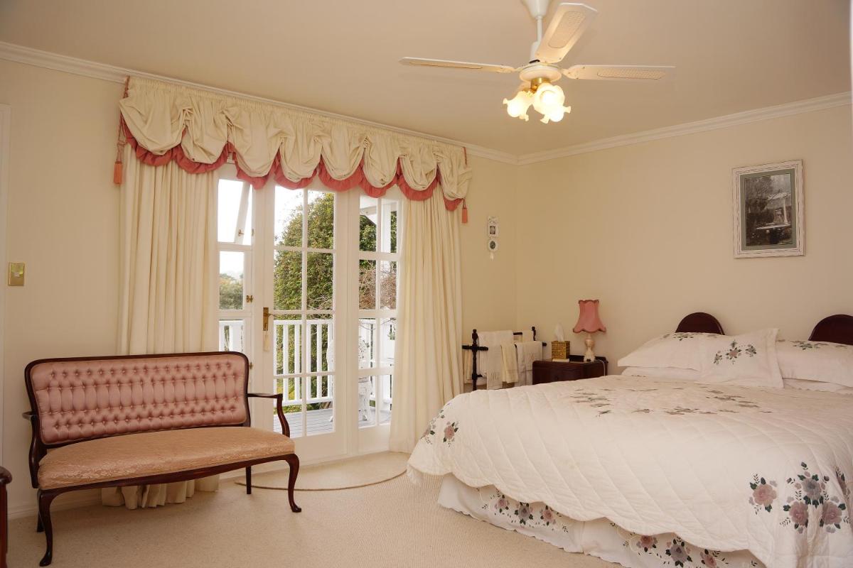 Deluxe King Room photo 3