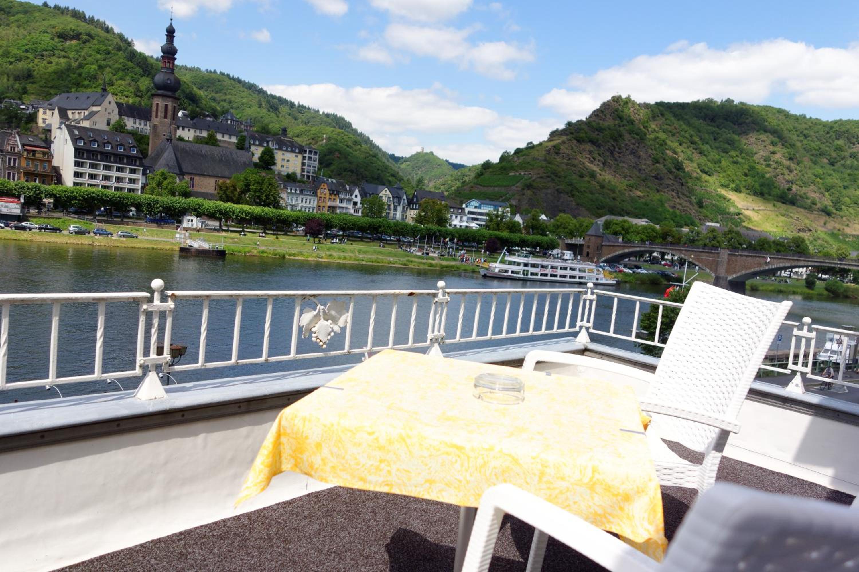 Double Room with Balcony photo 2