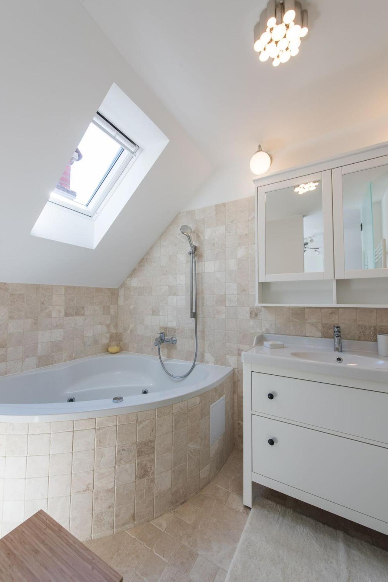 Three-Bedroom Apartment - Photo 18