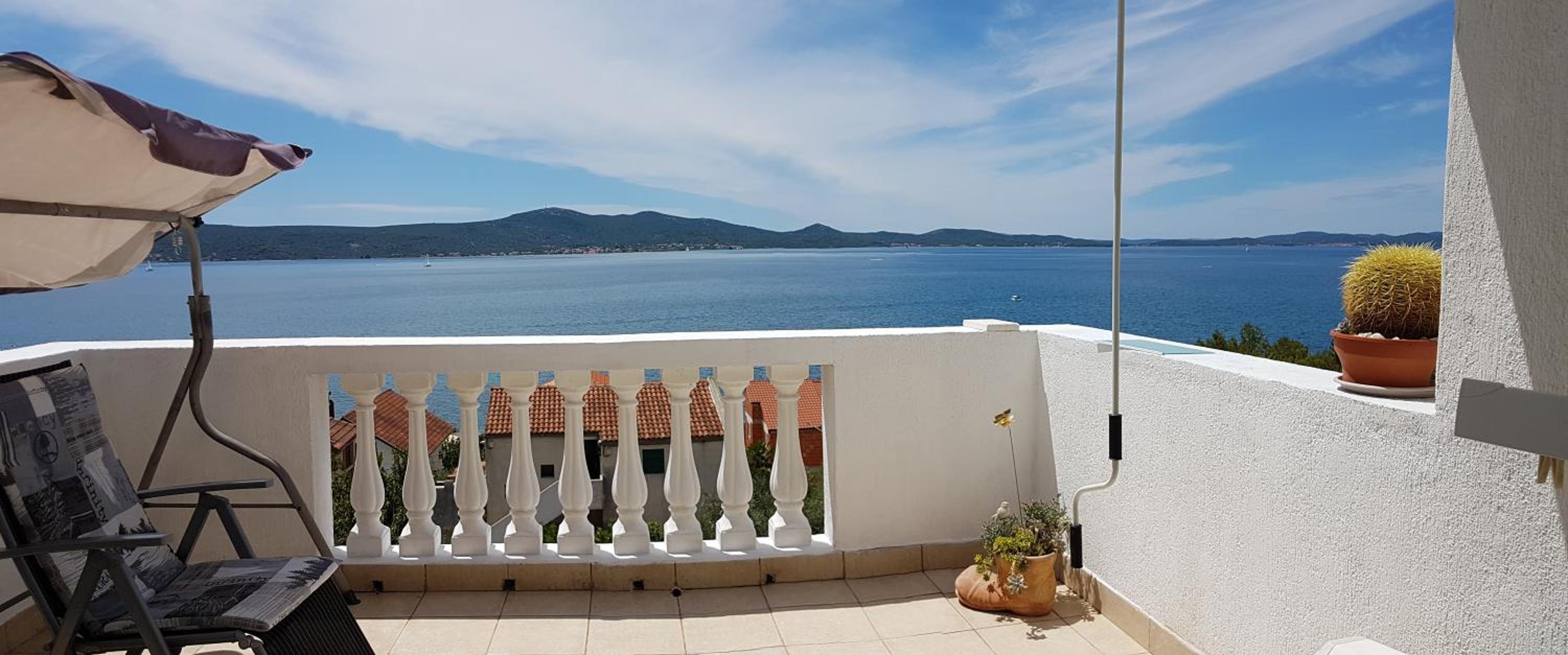 Studio with Terrace and Sea View - Photo 12