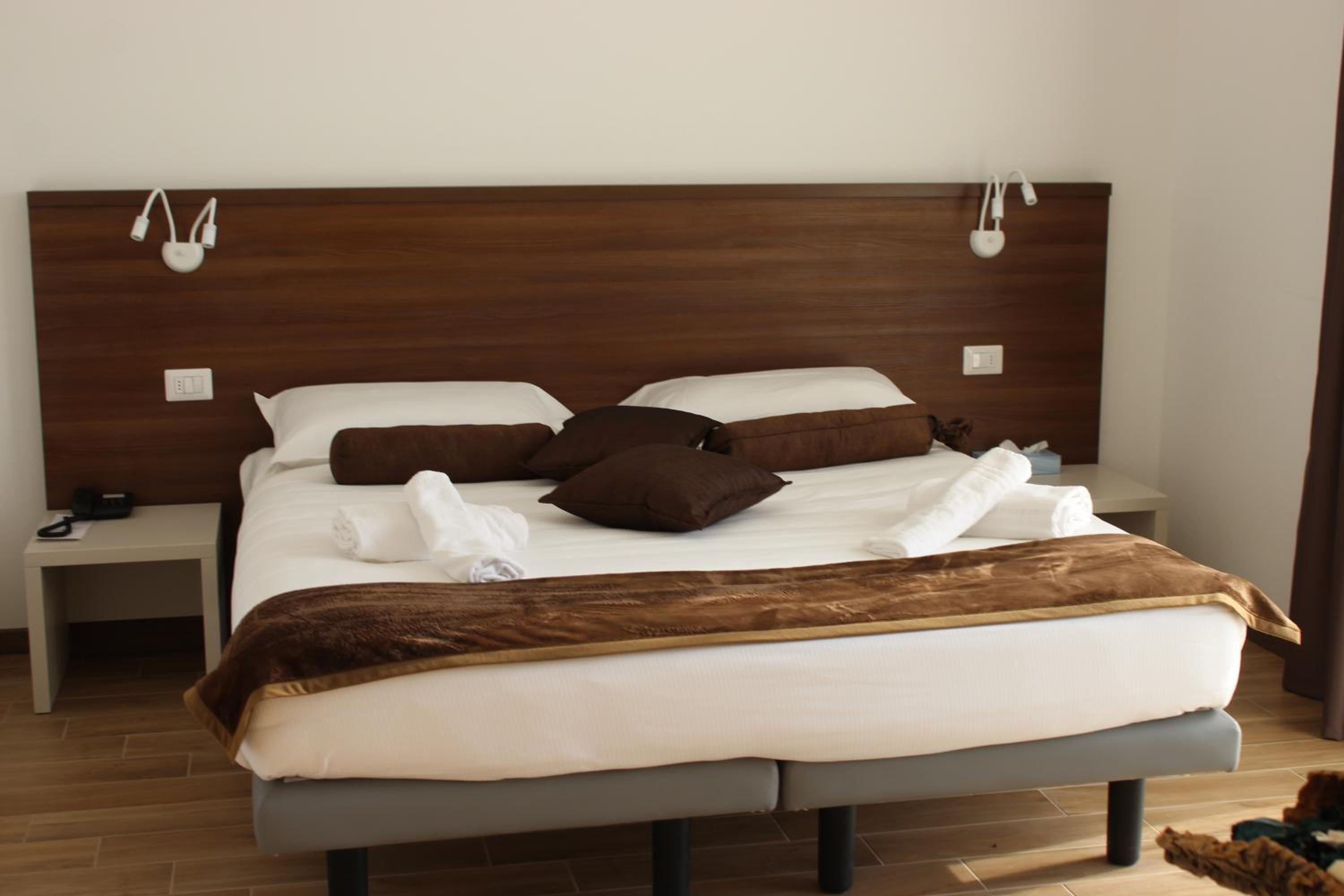 Suite with Hot Tub