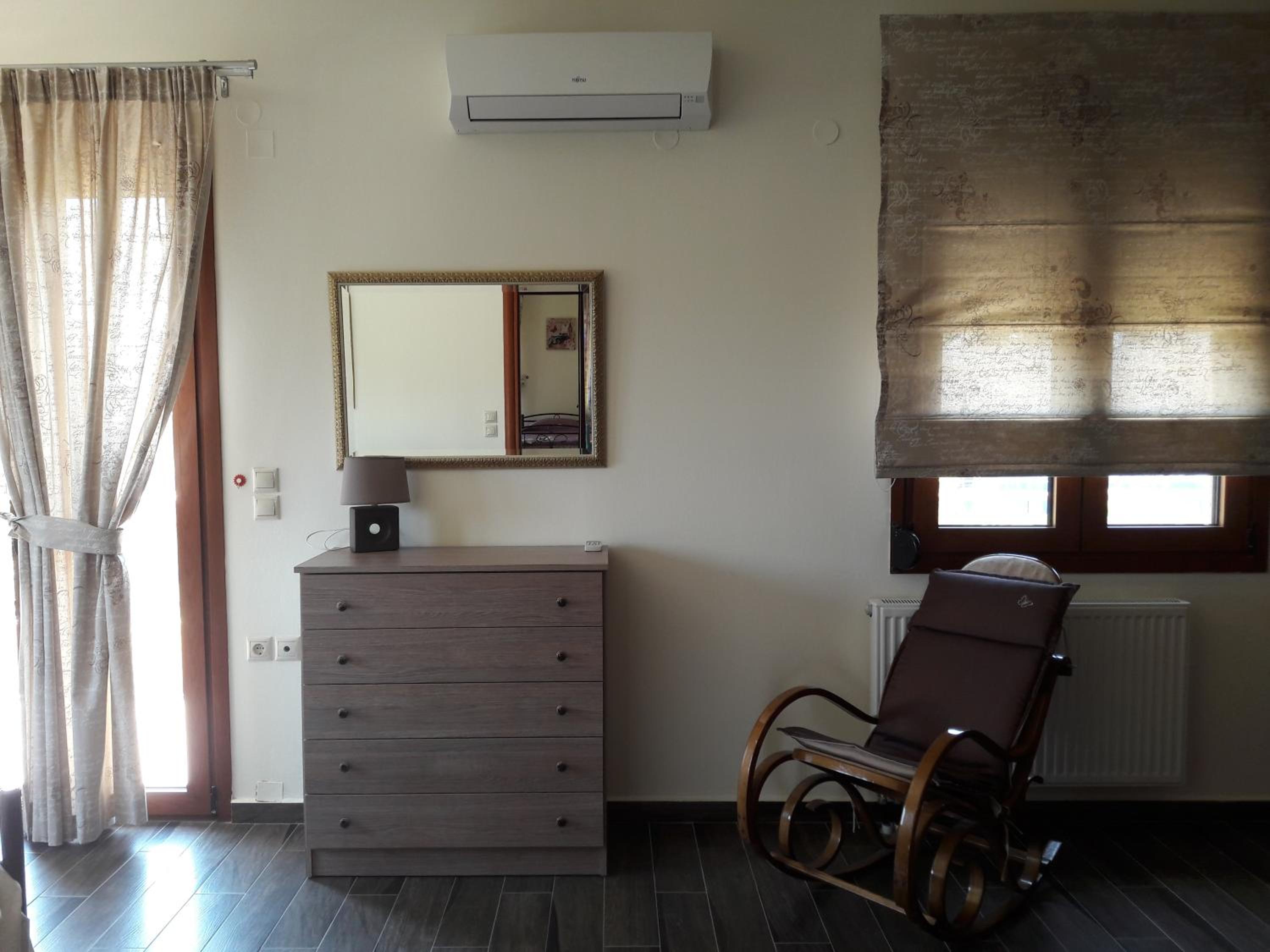 Three-Bedroom Villa photo 1