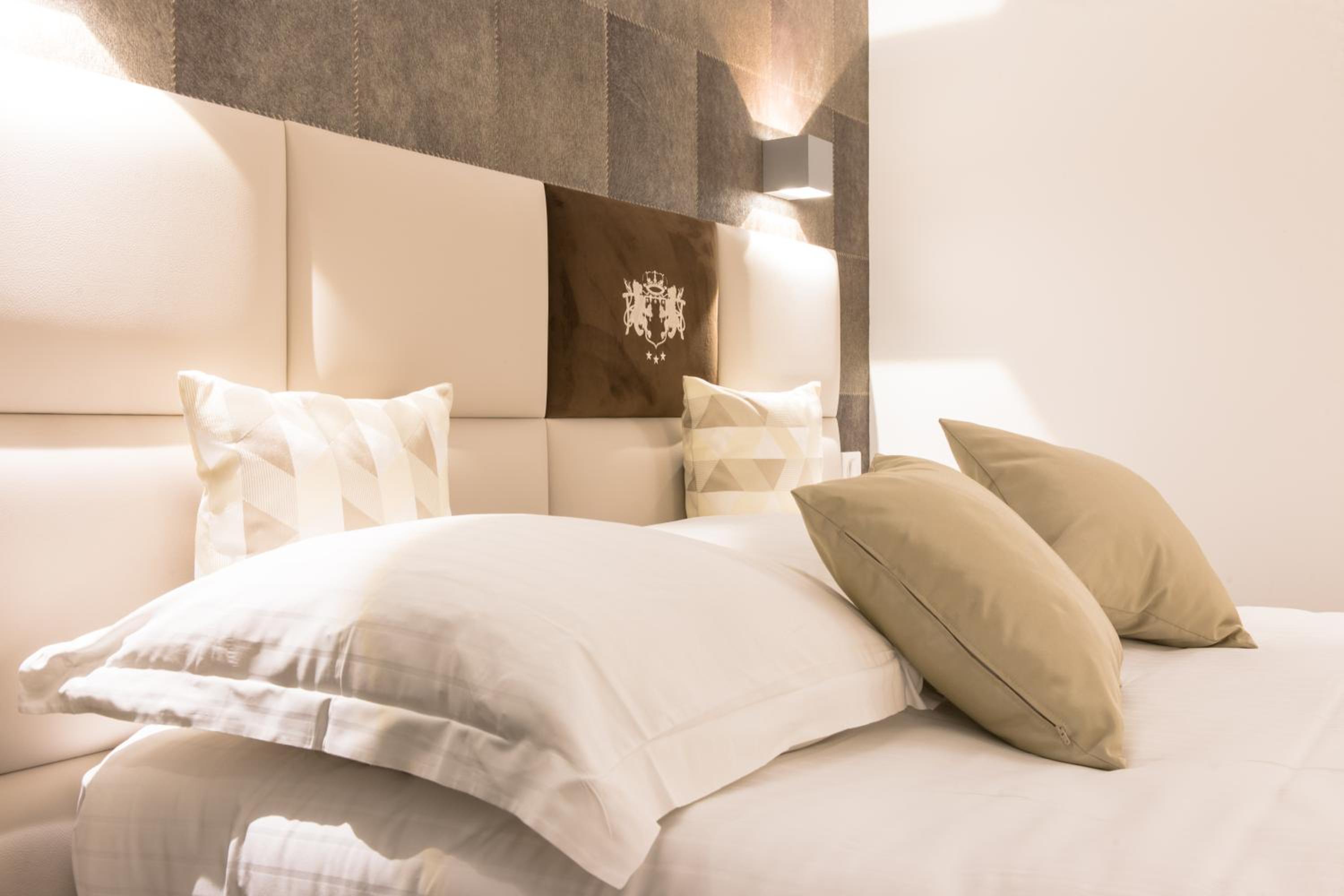 Triple Room - Photo 10