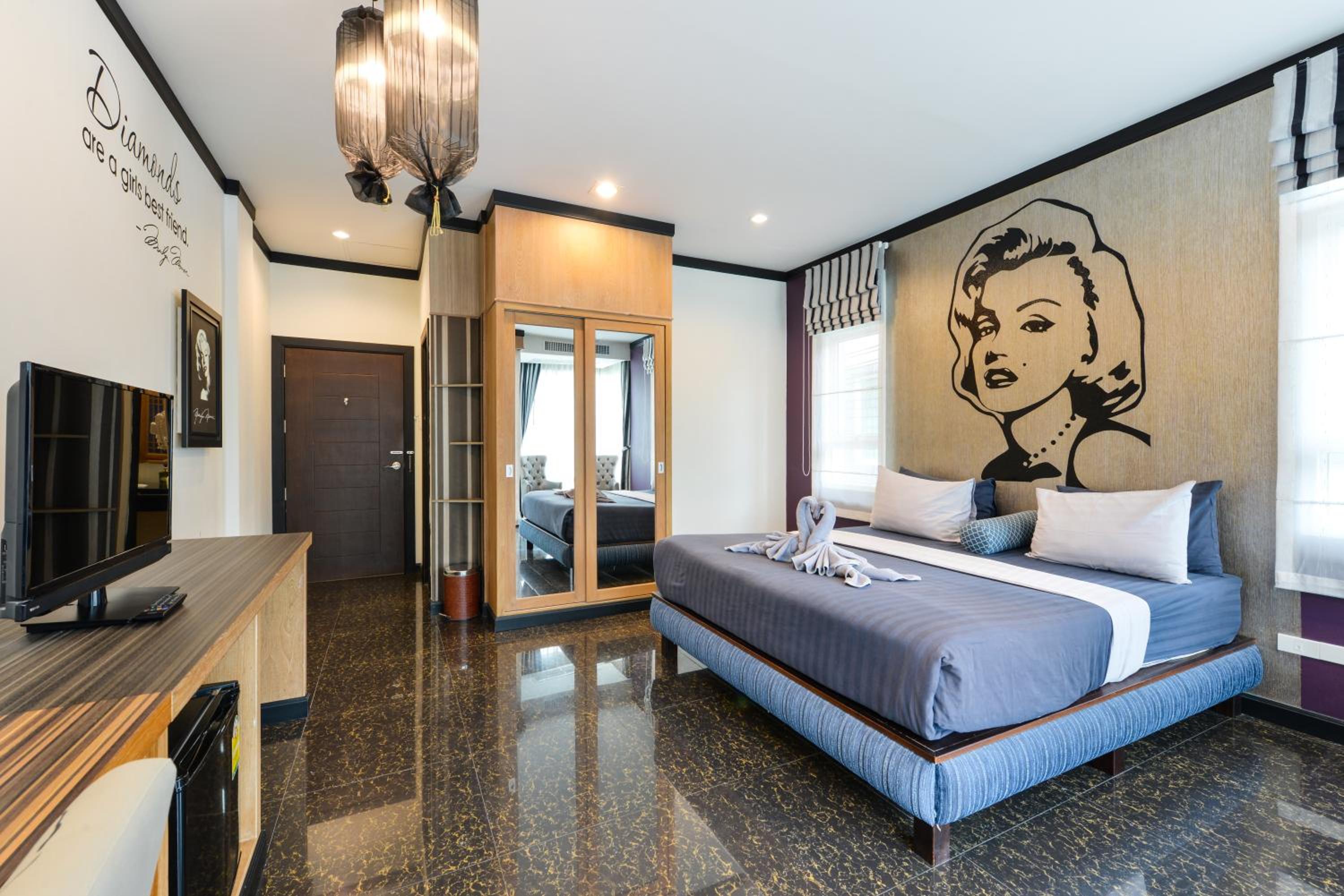 Deluxe Double Room with Sea View - Photo 5