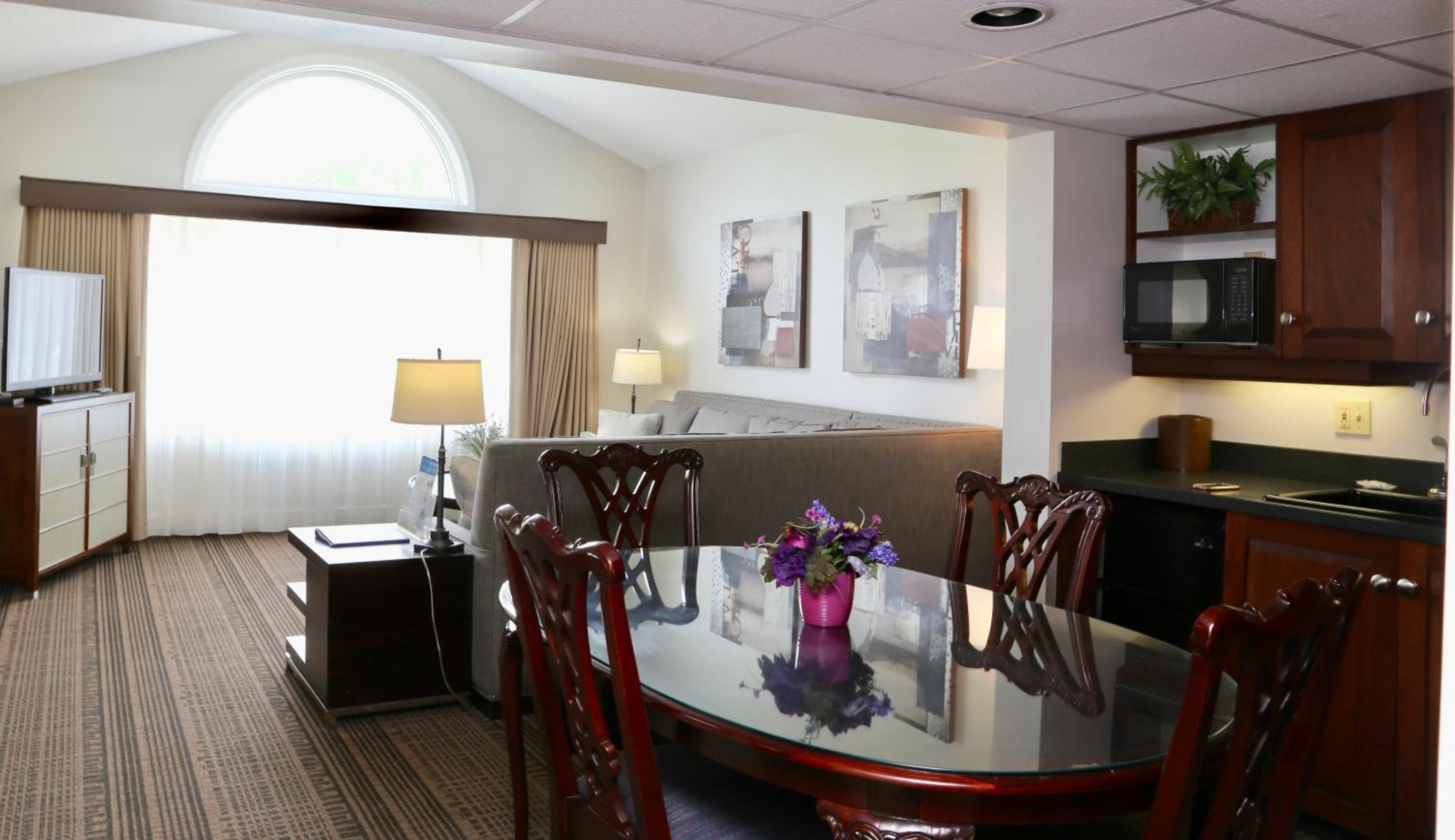 Deluxe Suite photo 2