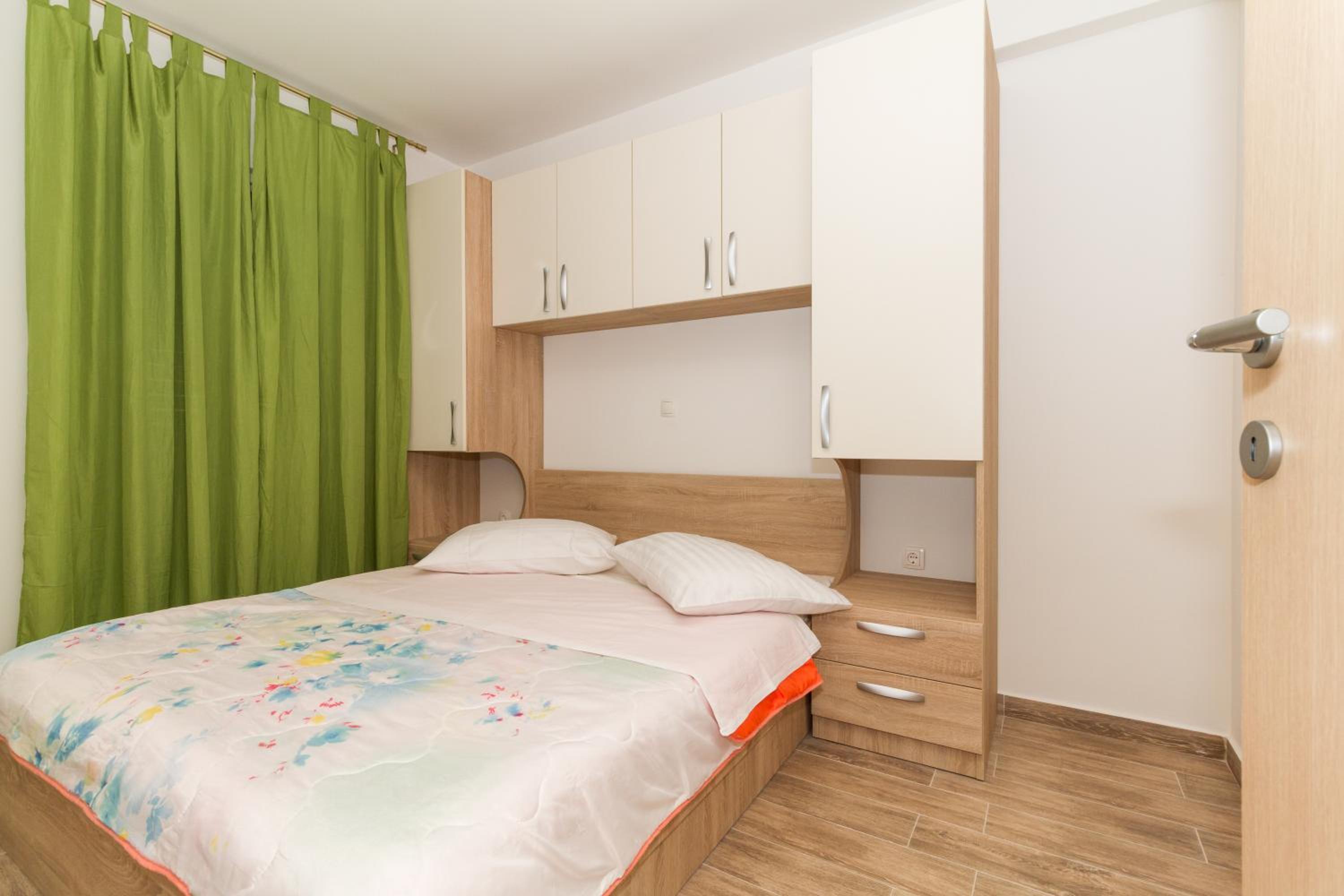 Standard Apartment photo 3