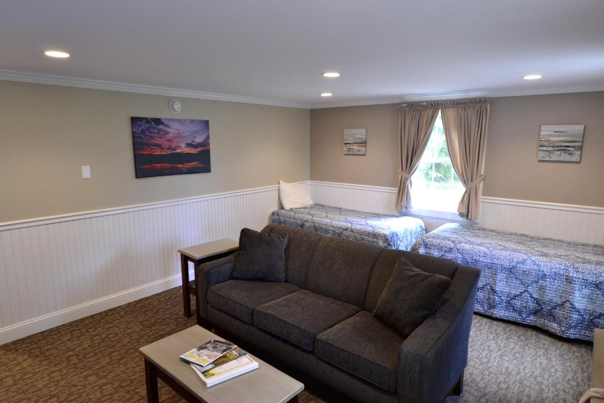 Family Suite (4 bed) - Photo 4