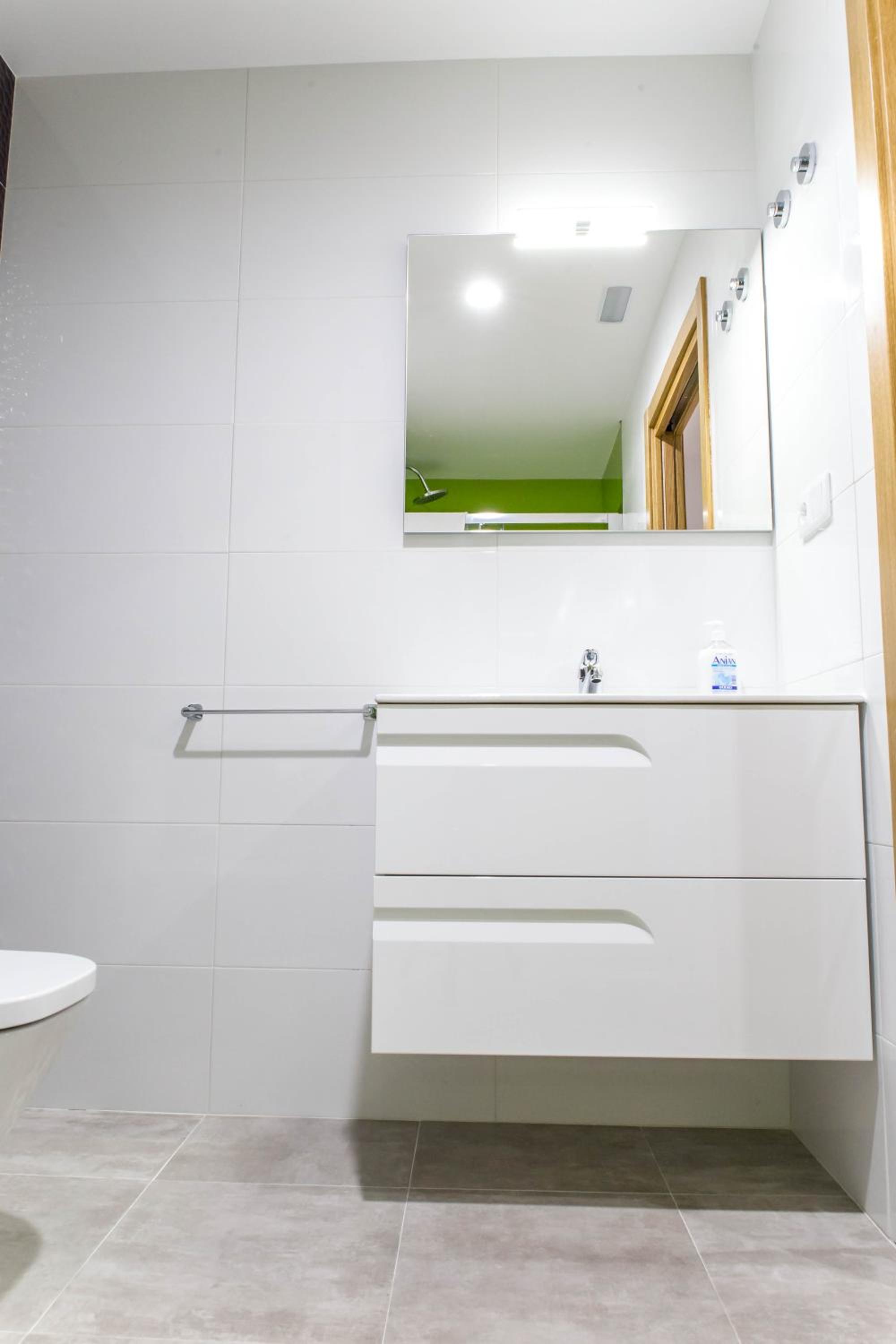 Apartment - Photo 4