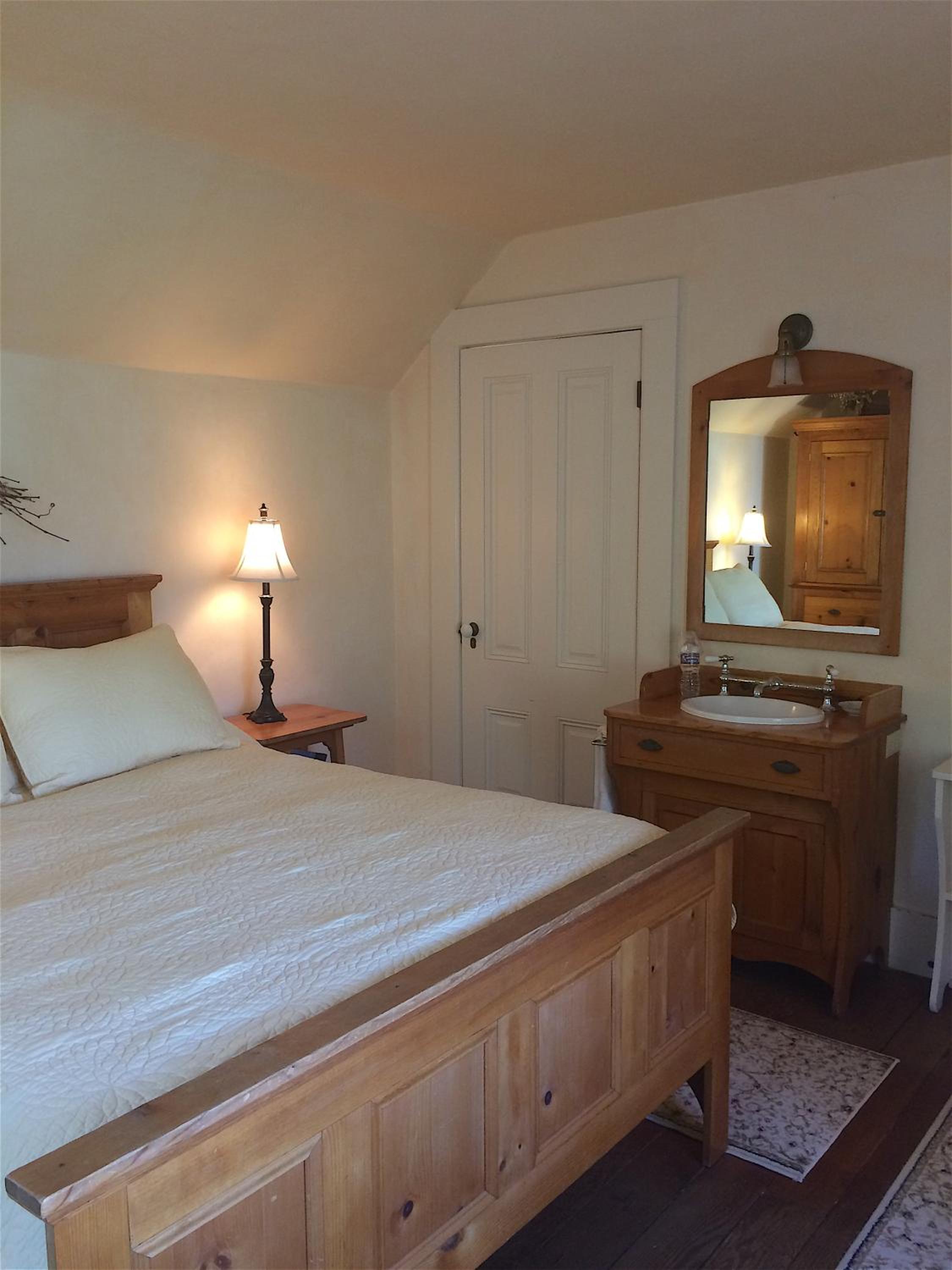 Louise Room
