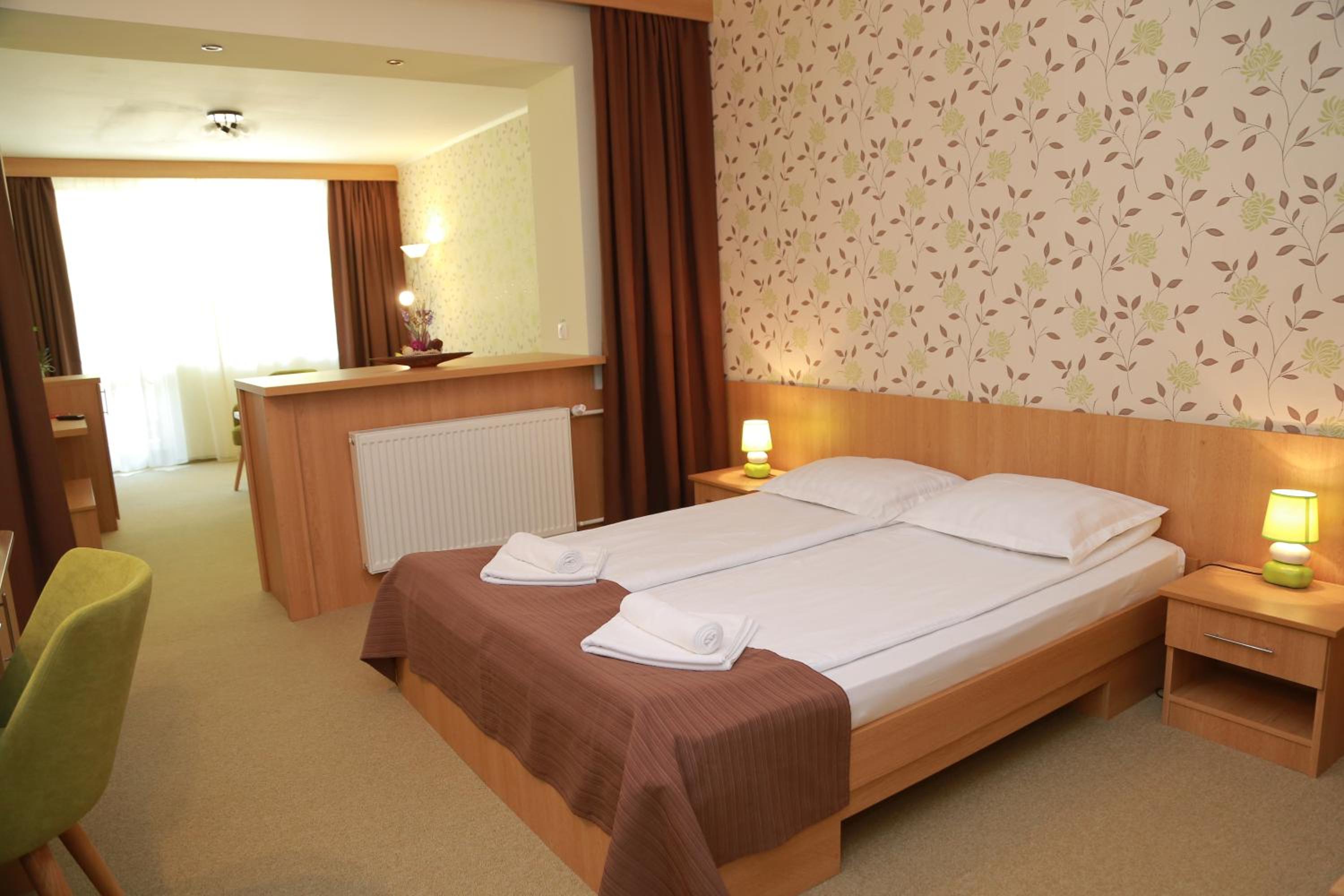 Junior Suite with Balcony photo 1