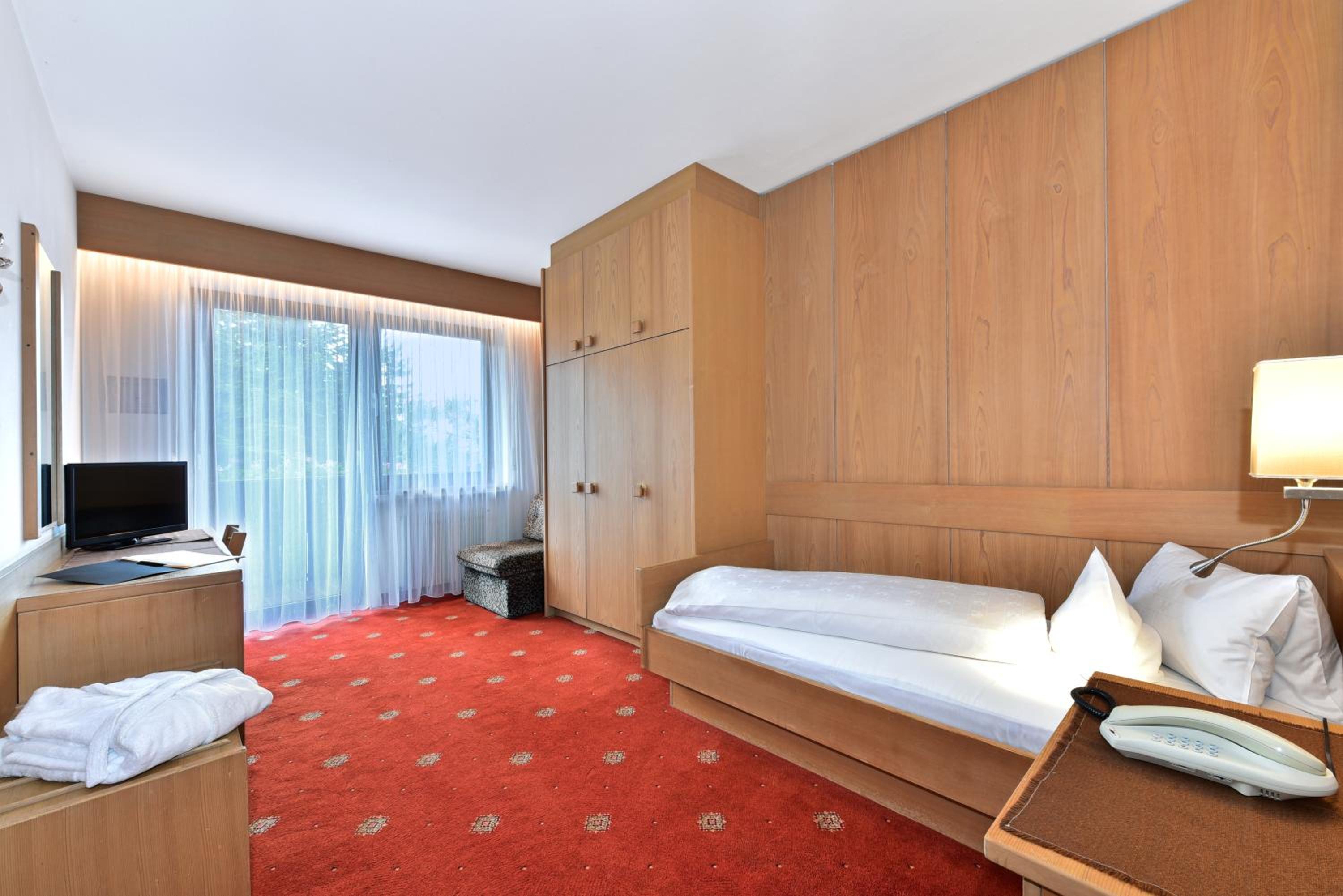 Single Room photo 3