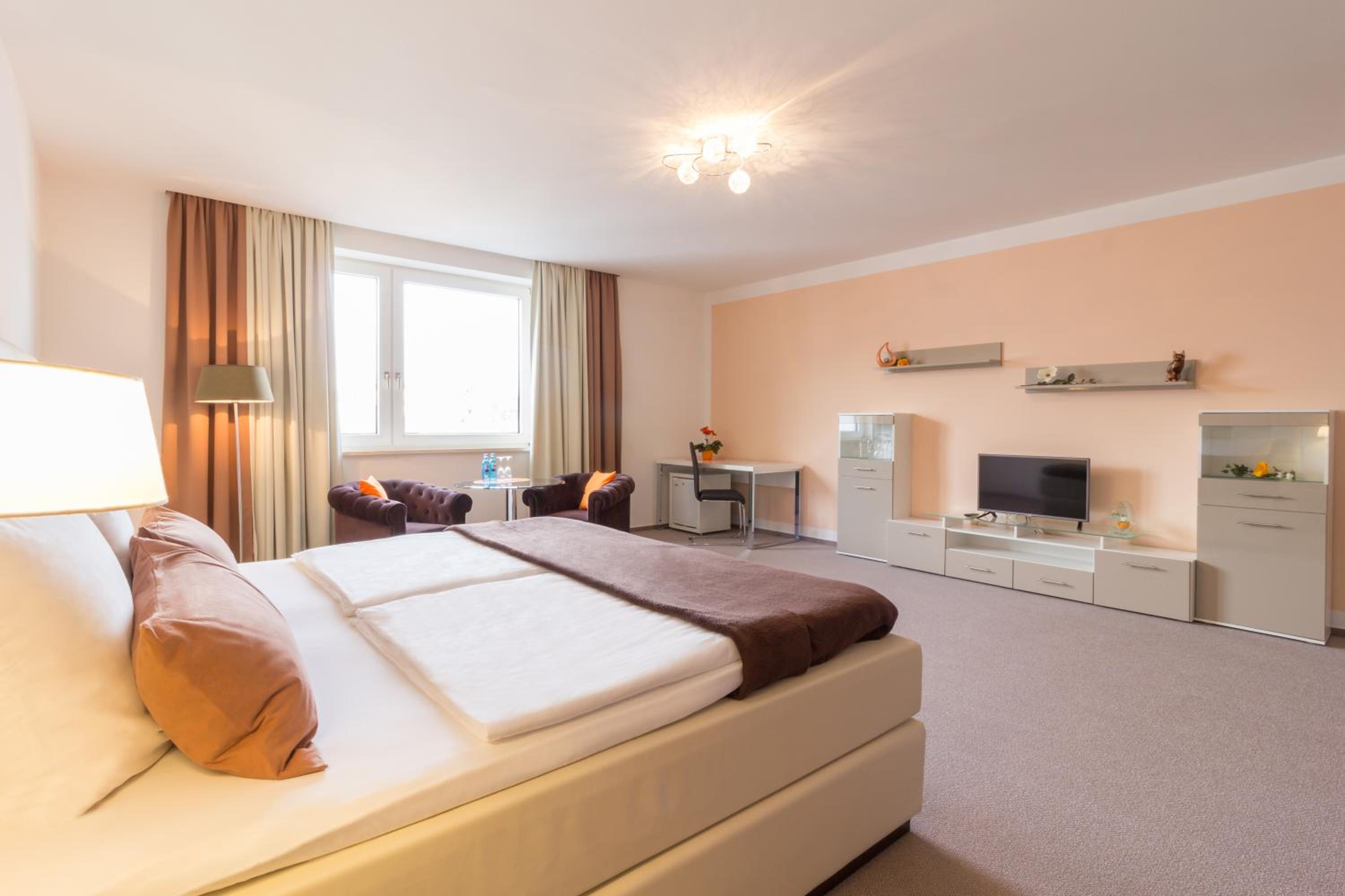 King Room with Lake View photo 1