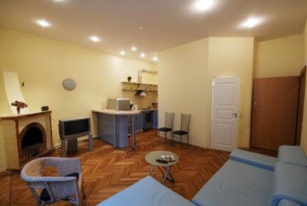 One-Bedroom Apartment photo 2