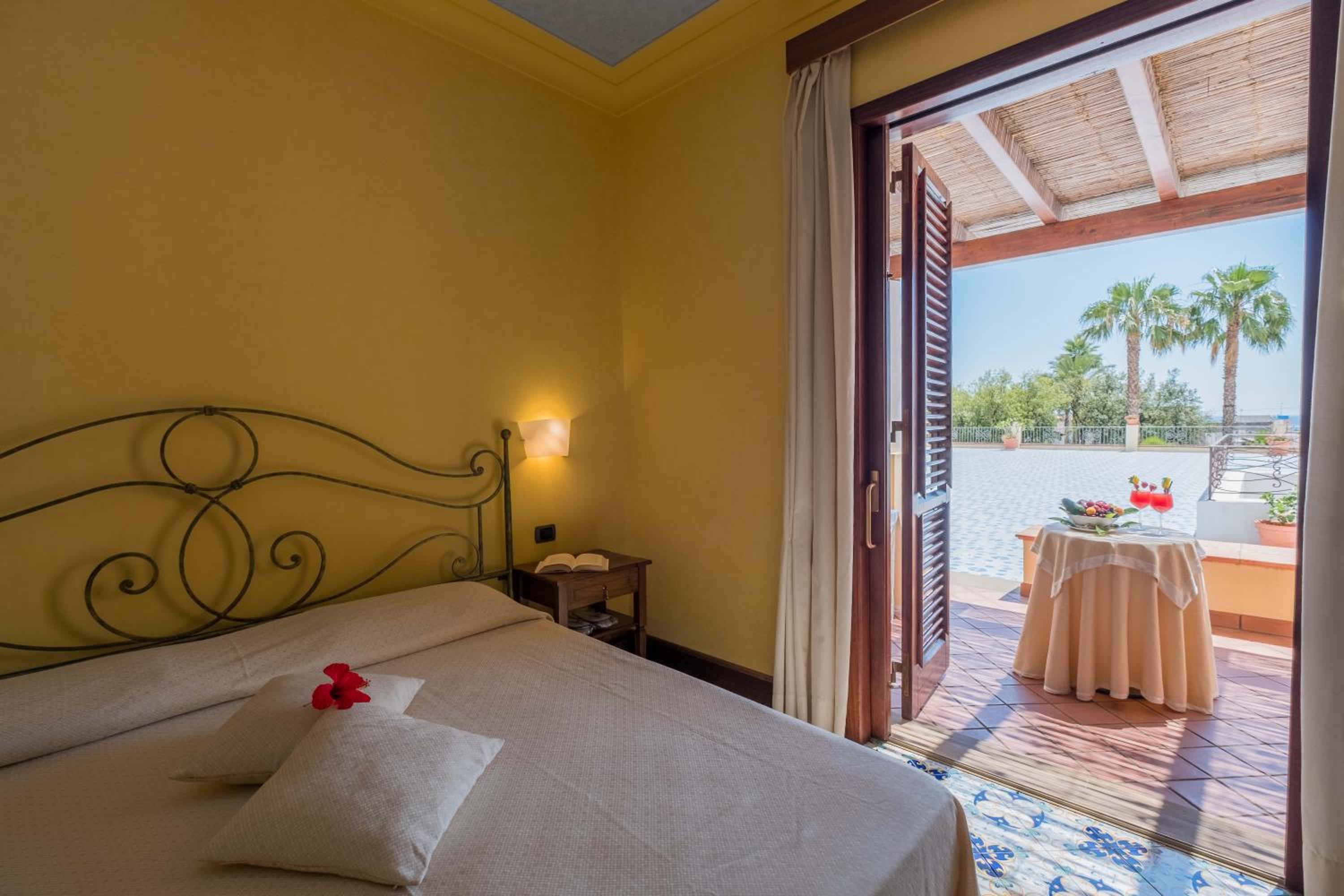 Double or Twin Room - Photo 1