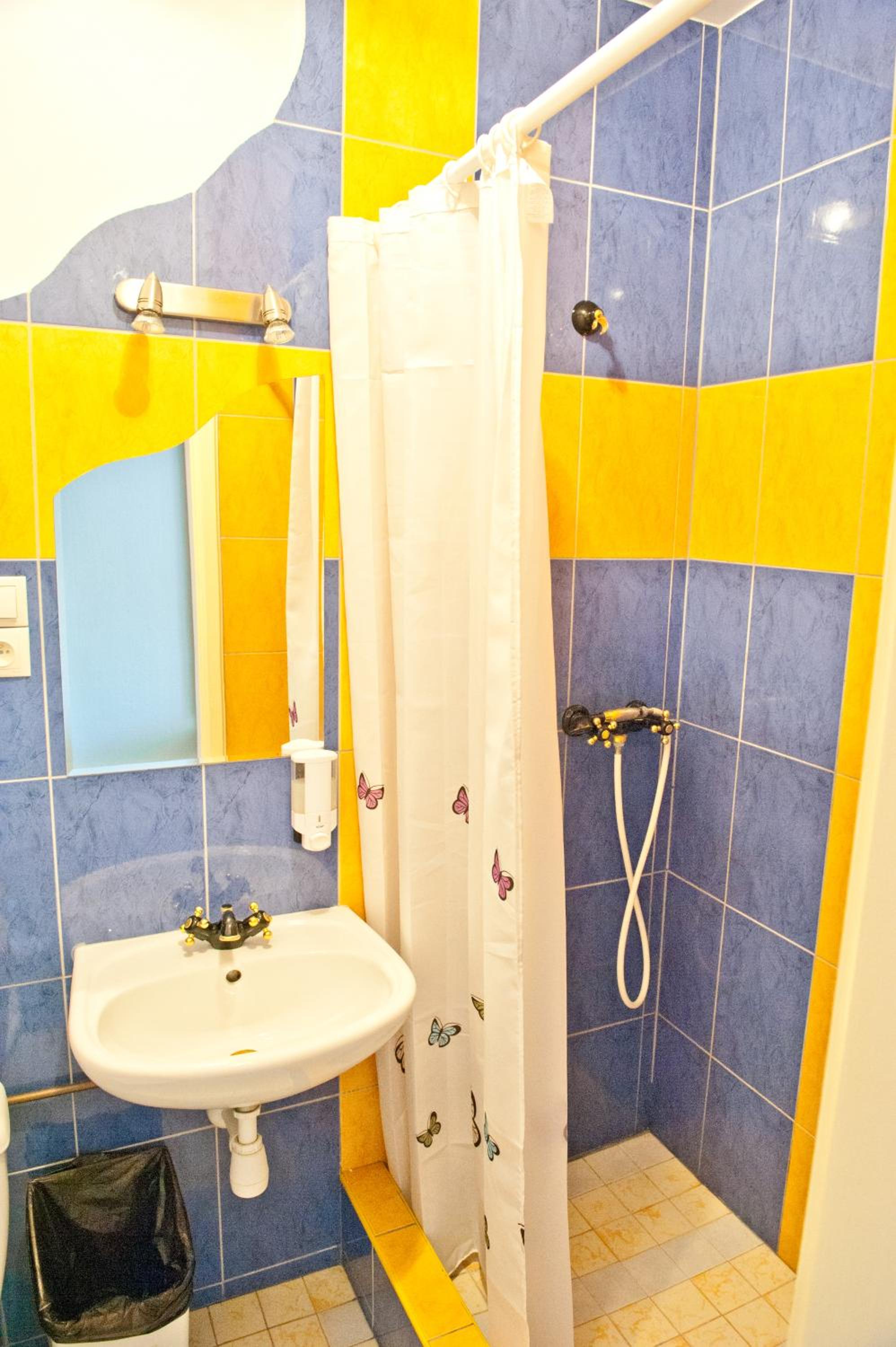 Quadruple Room photo 2