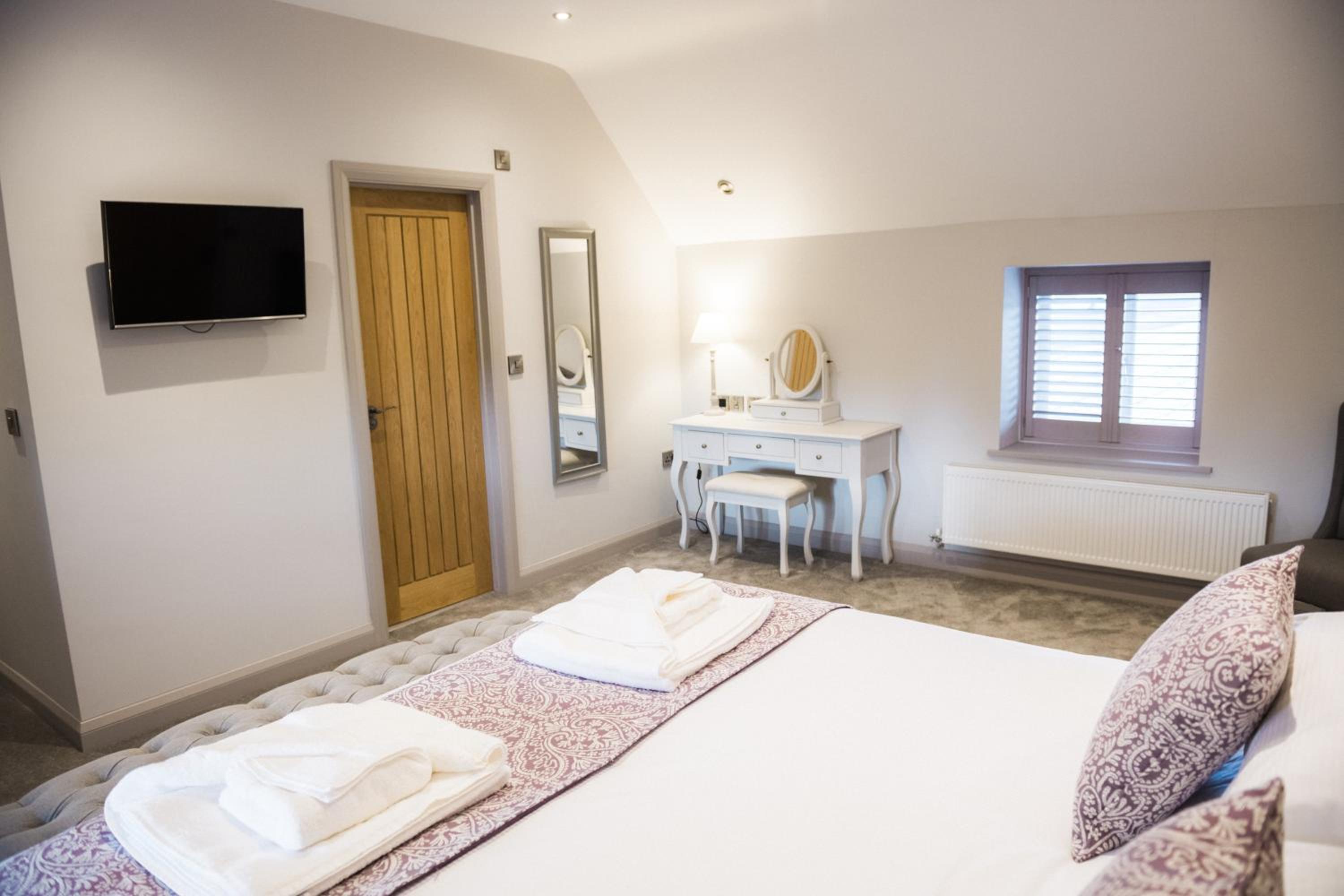 Deluxe King Room photo 2