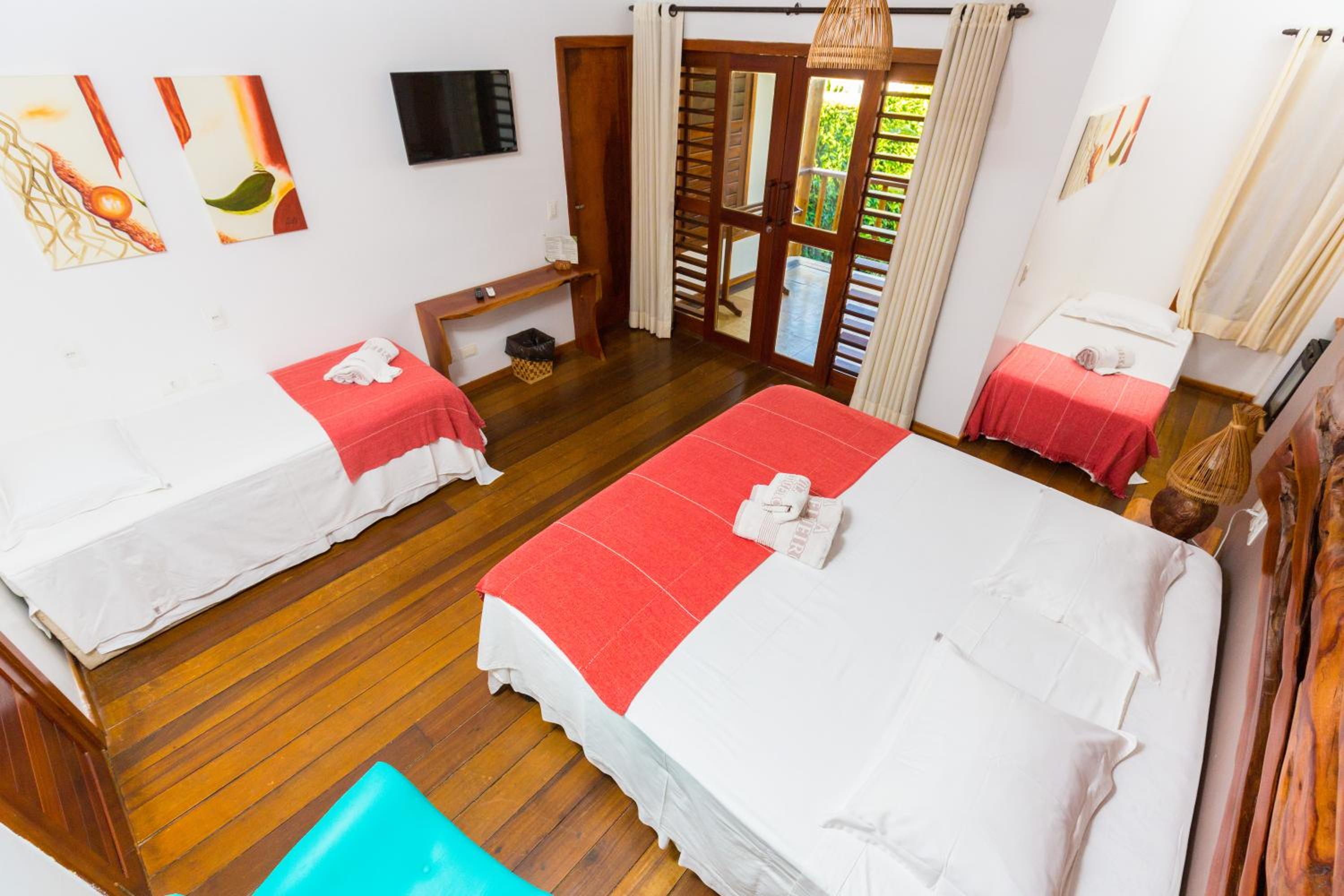 Deluxe Quadruple Room photo 3