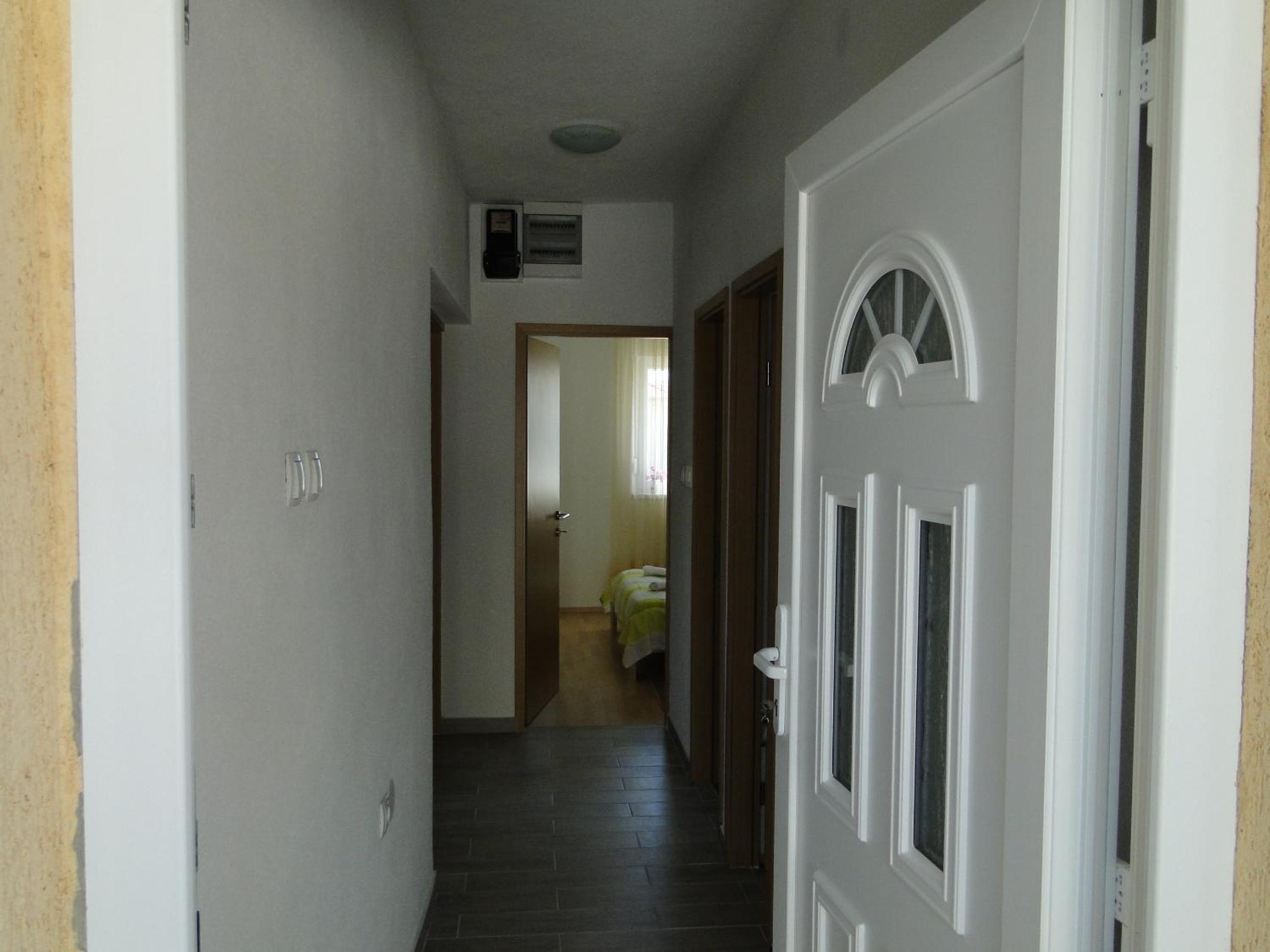Three-Bedroom Apartment photo 1