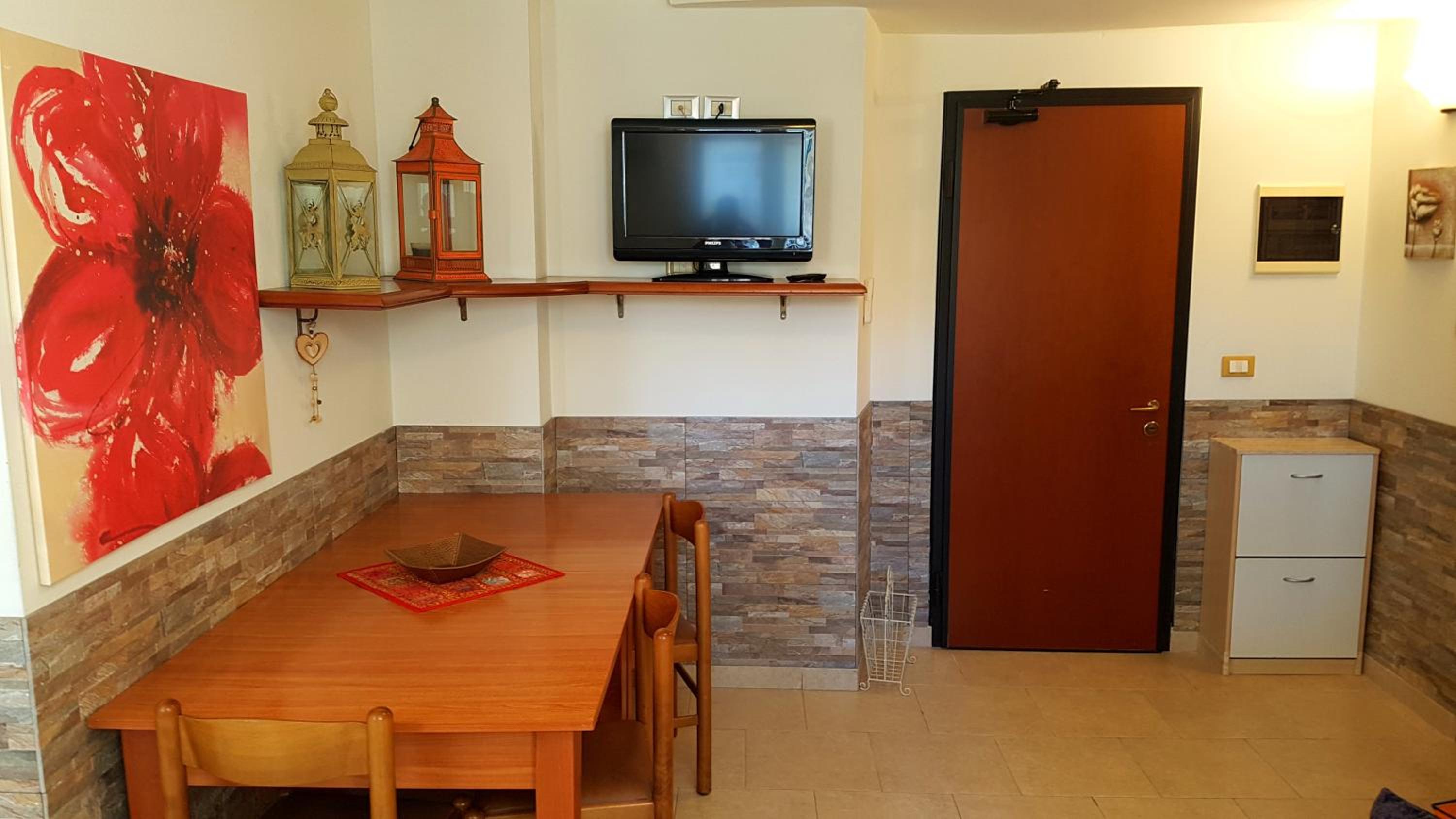 One-Bedroom Apartment (4 Adults)