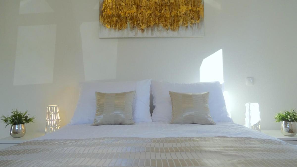 Villa with Private Pool photo 3