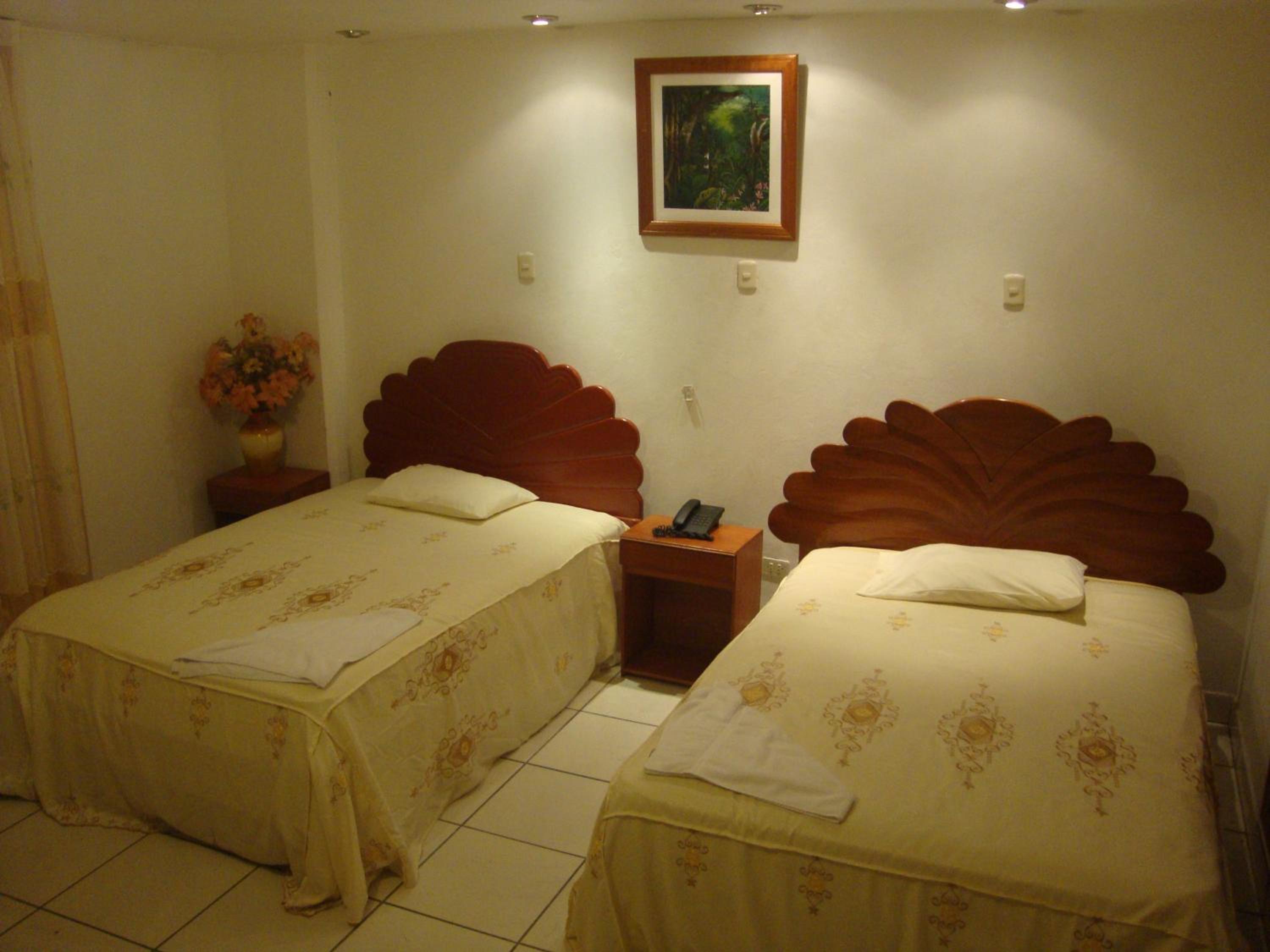 Standard Double Room with Two Double Beds photo 3