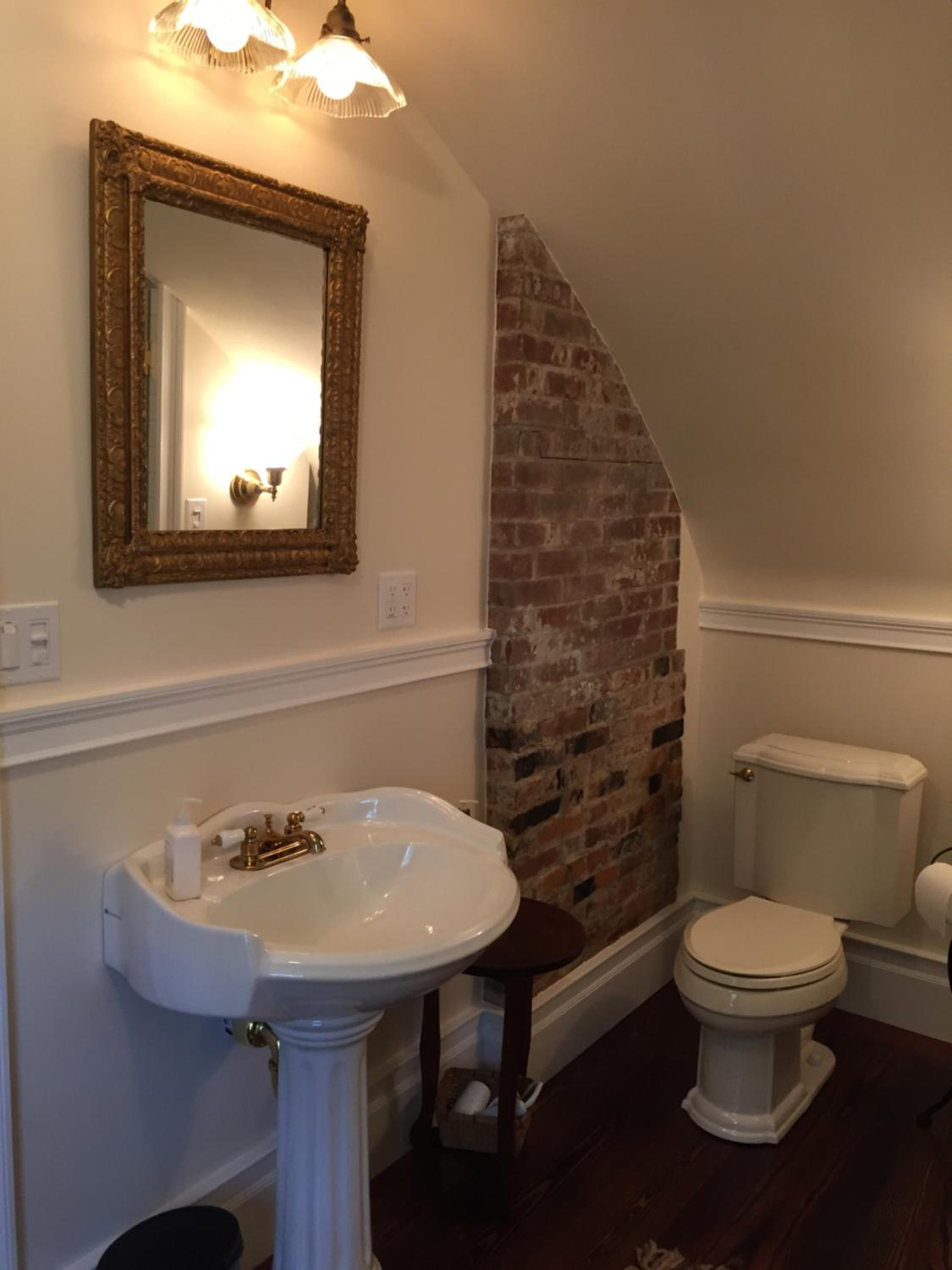 The Heritage Room - Photo 4