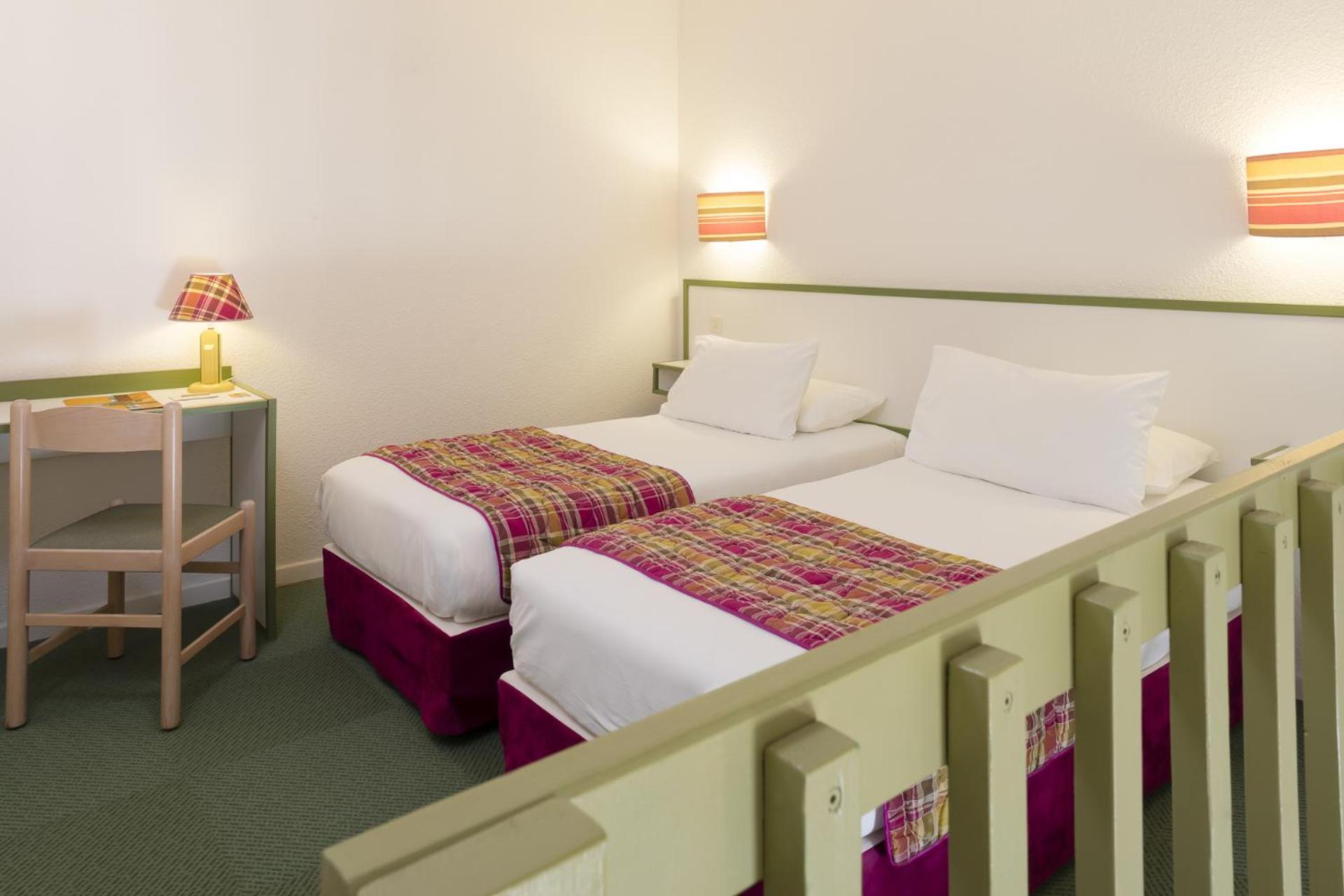 Quadruple Room with Terrace