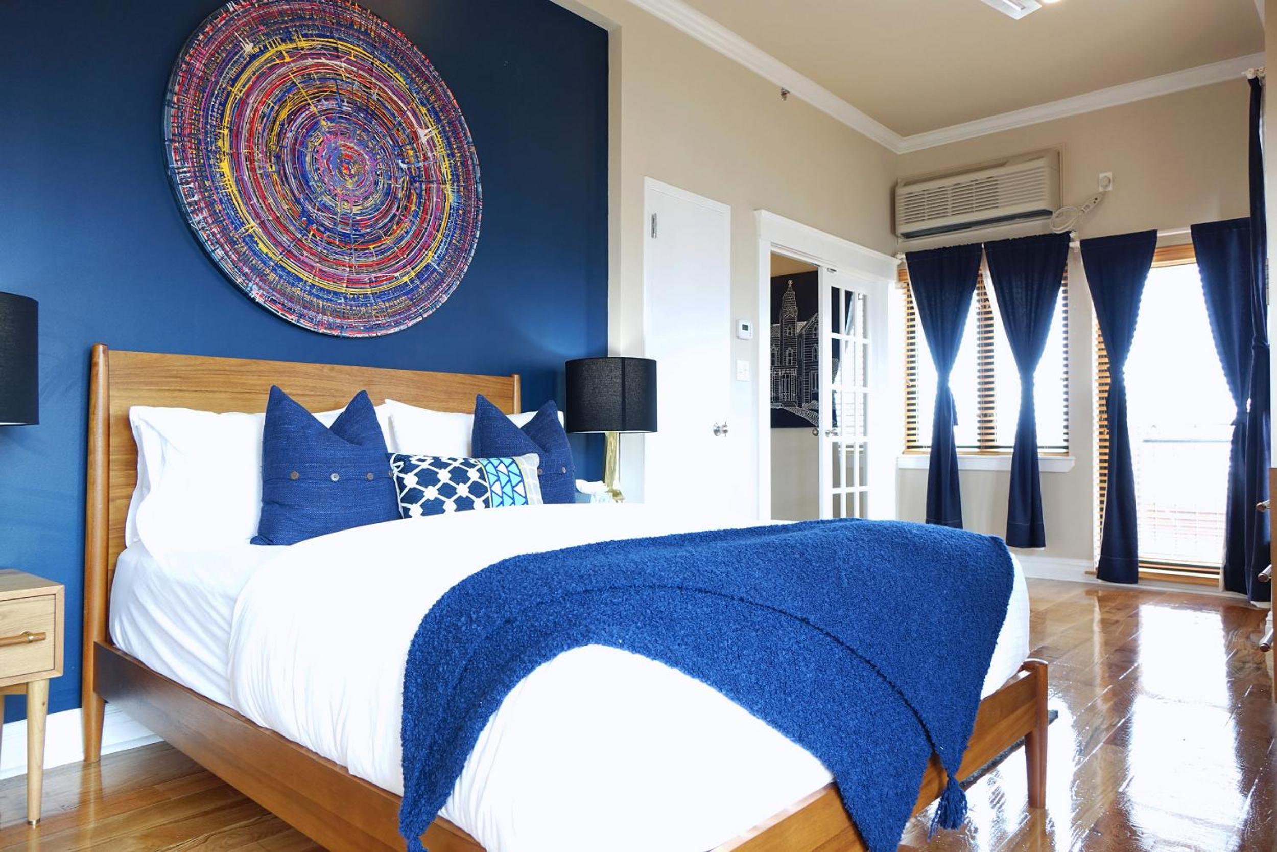 One-Bedroom Suite With Balcony
