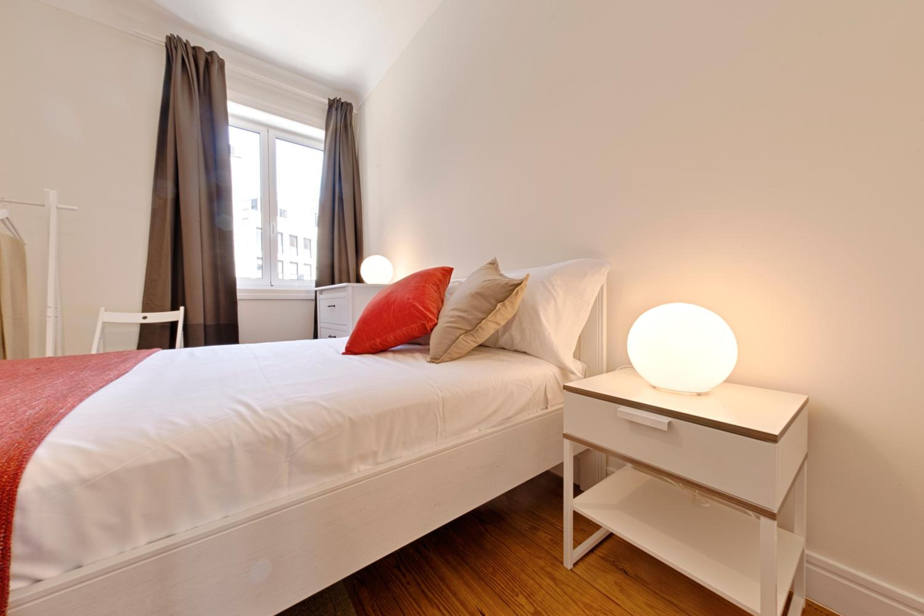 Apartment - Photo 33