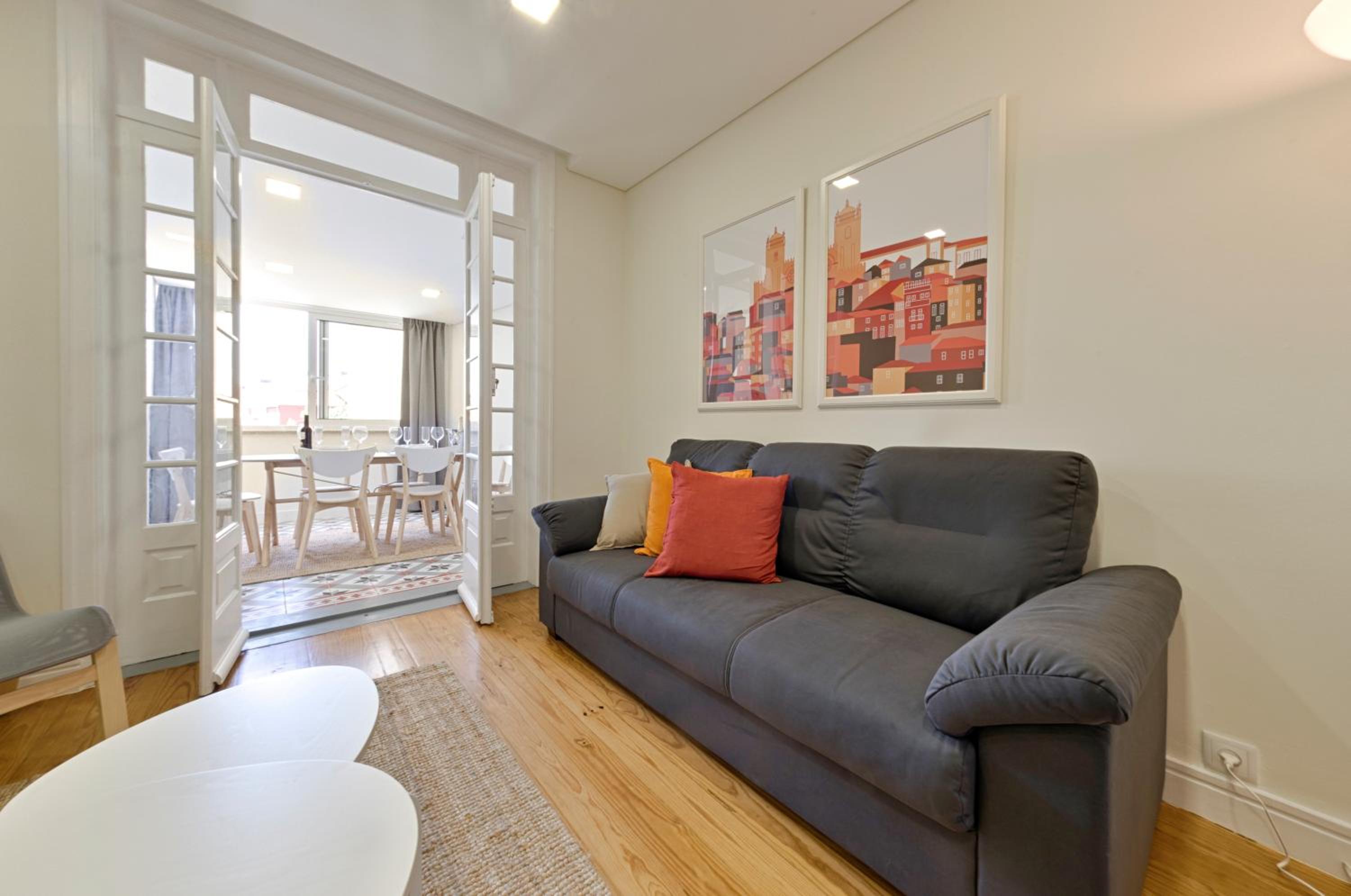 Apartment - Photo 1