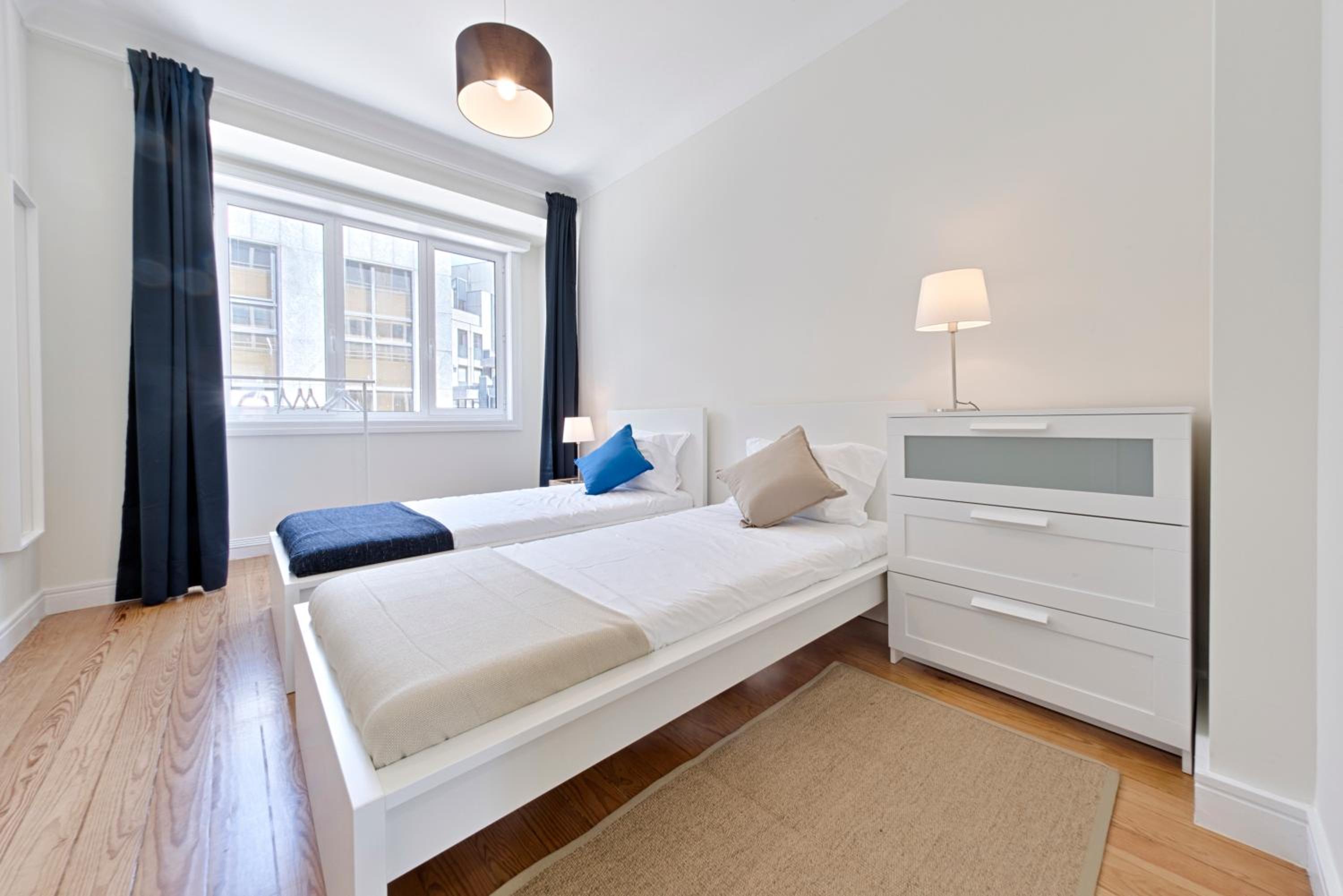 Apartment - Photo 2