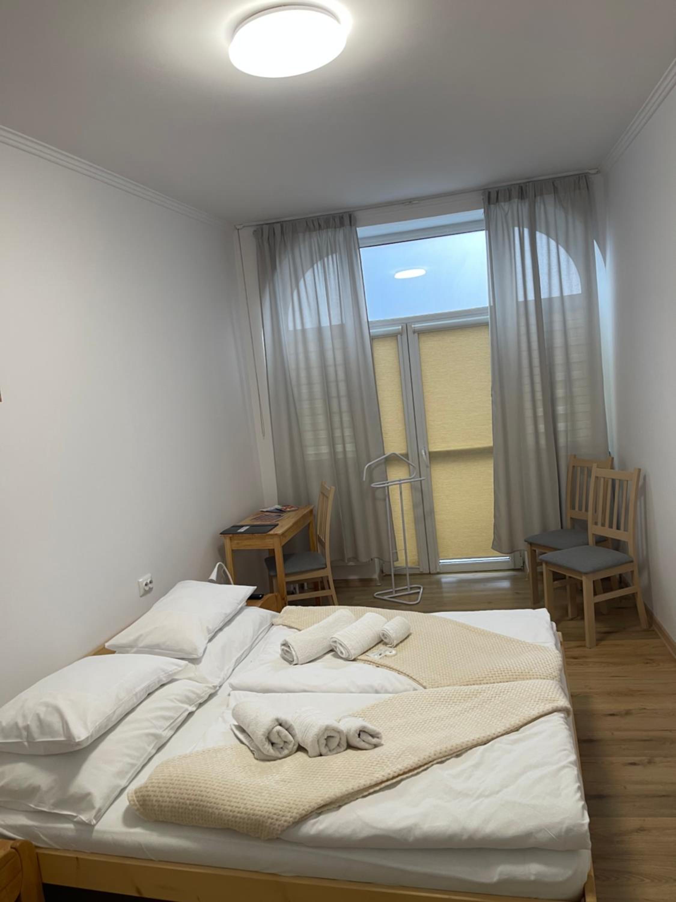 One-Bedroom Apartment with Balcony