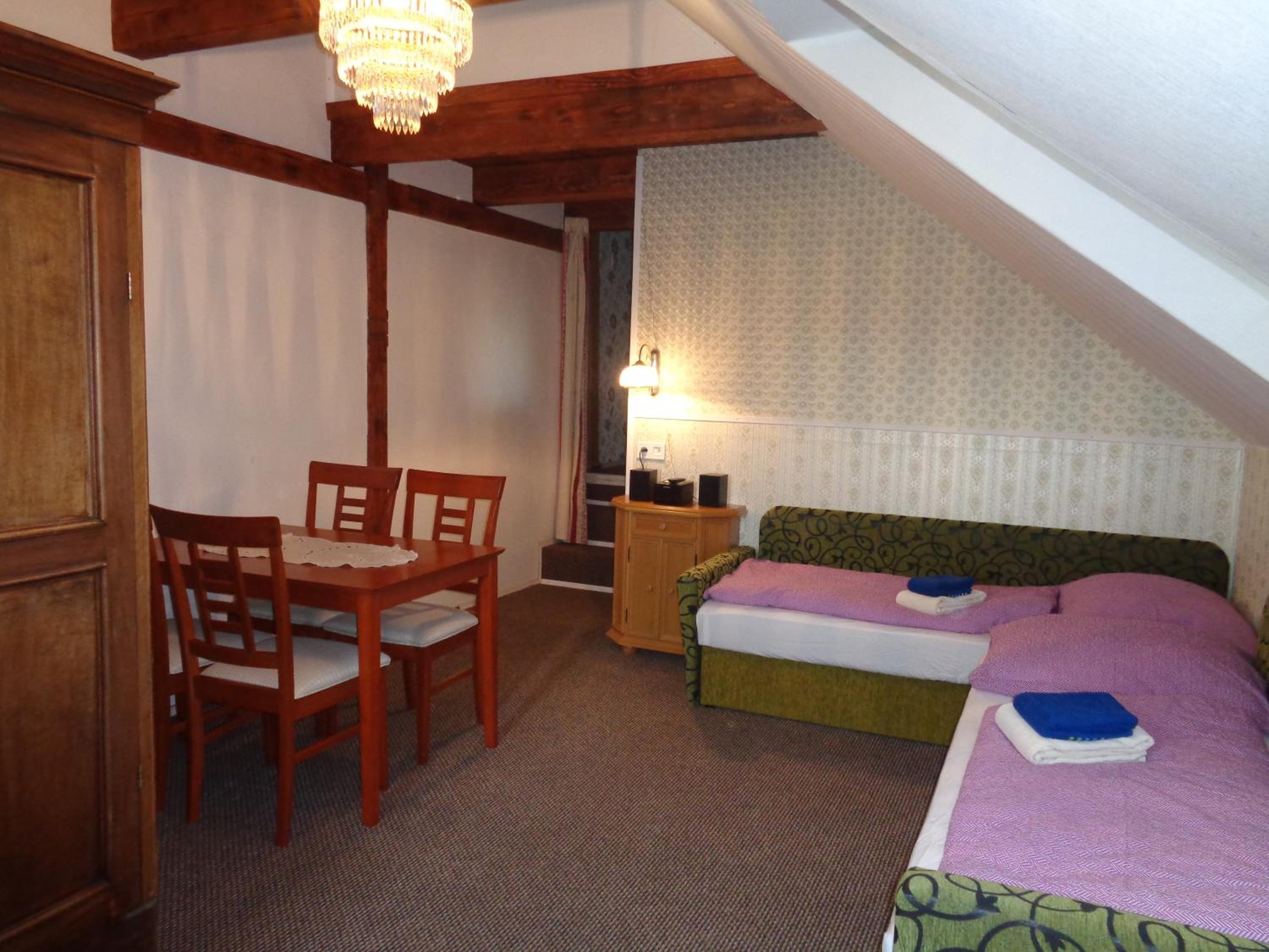 Apartment with Mountain View - Photo 29