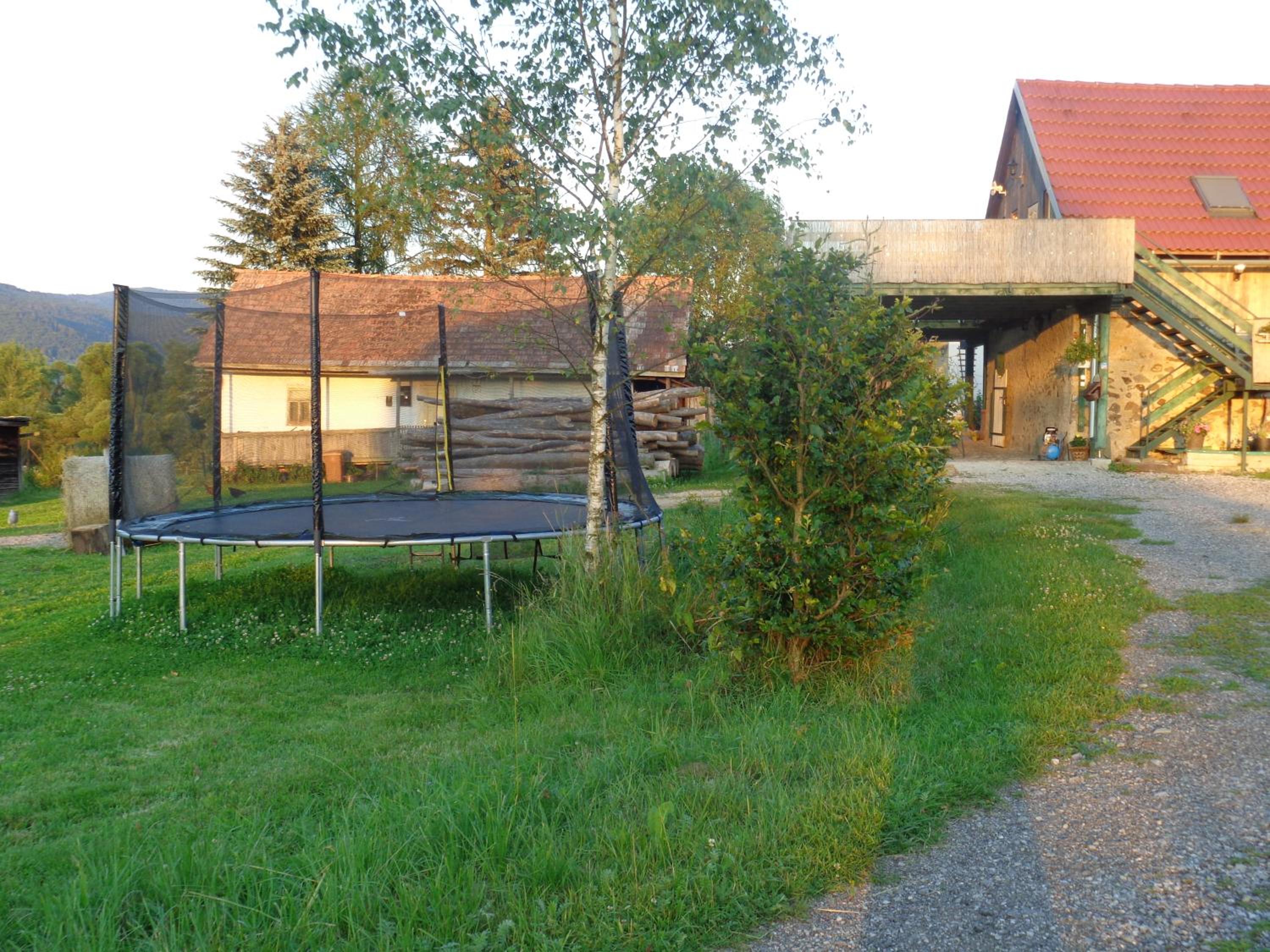 Apartment with Mountain View - Photo 33
