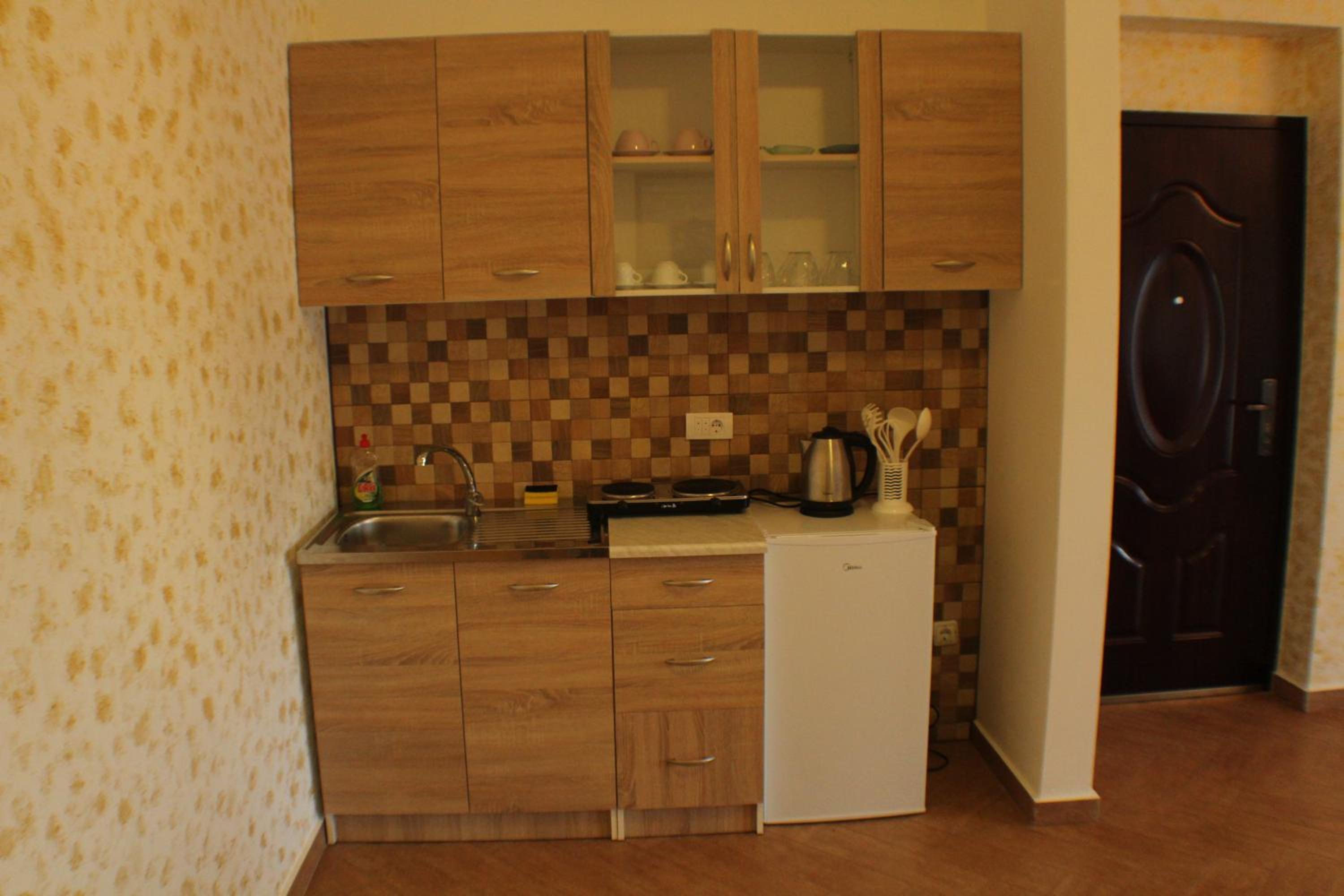 One-Bedroom Apartment - Photo 7