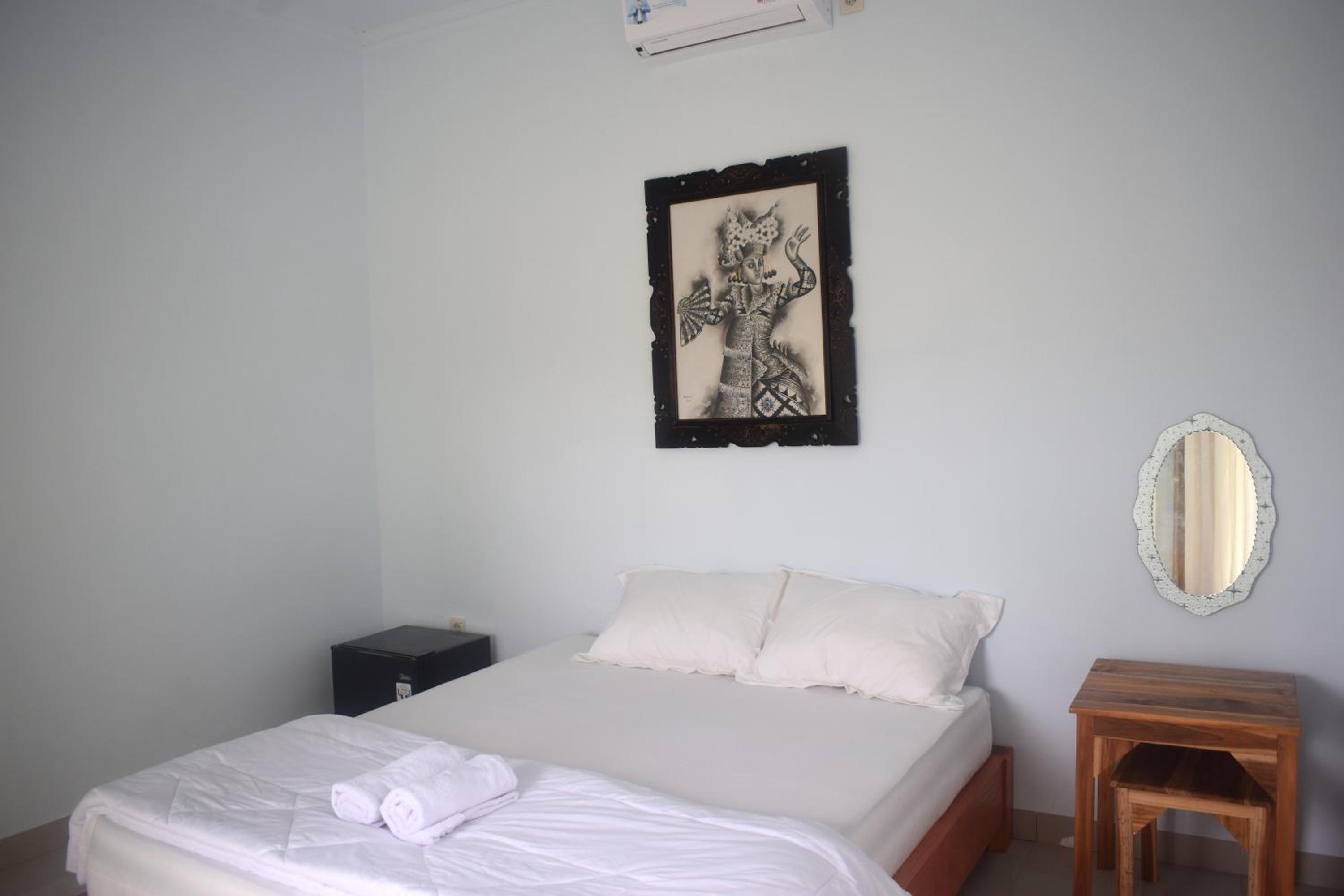 Deluxe Double Room - Photo 9