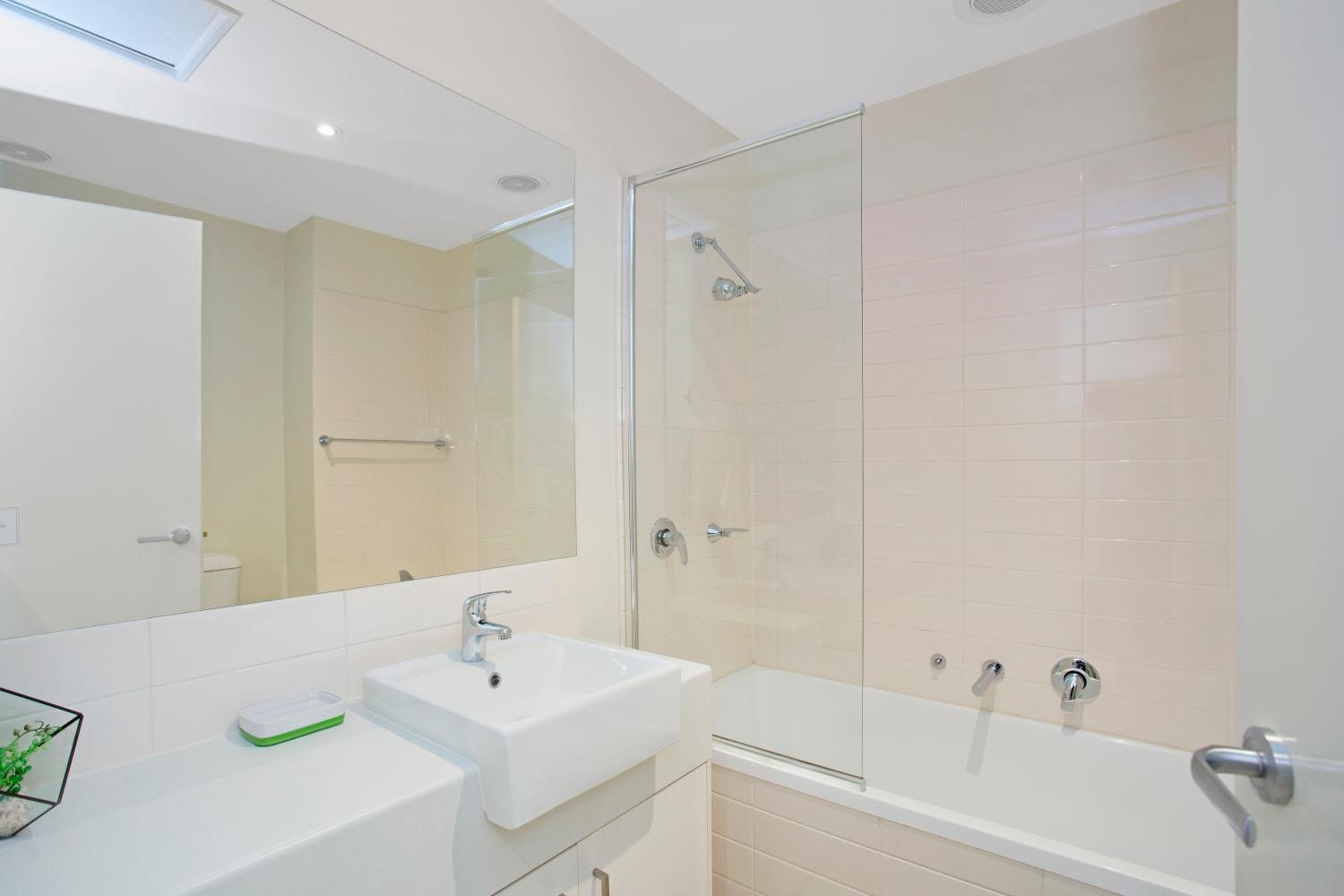 One Bedroom Studio Executive photo 2