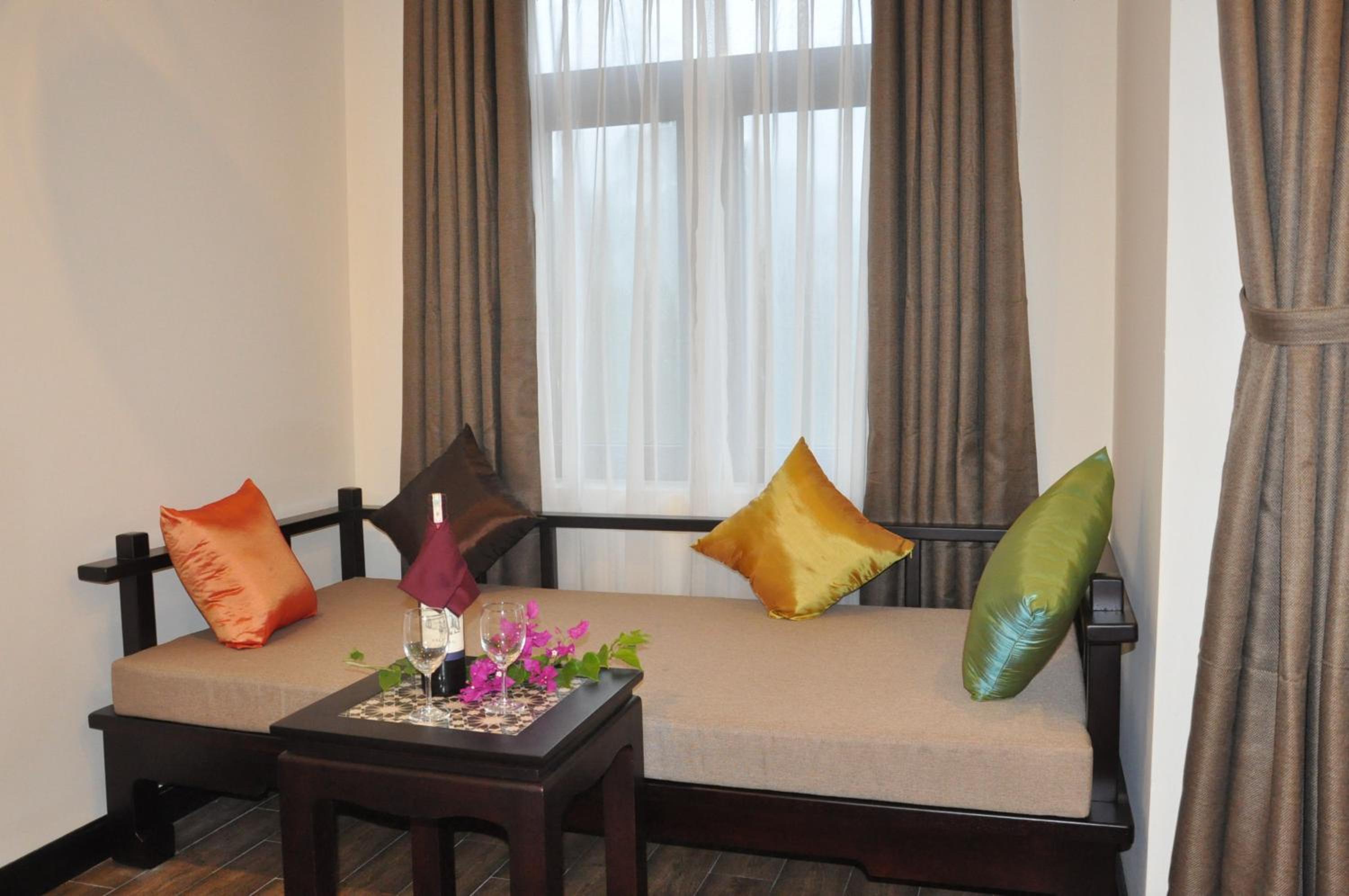 Deluxe Double or Twin Room with City View photo 2