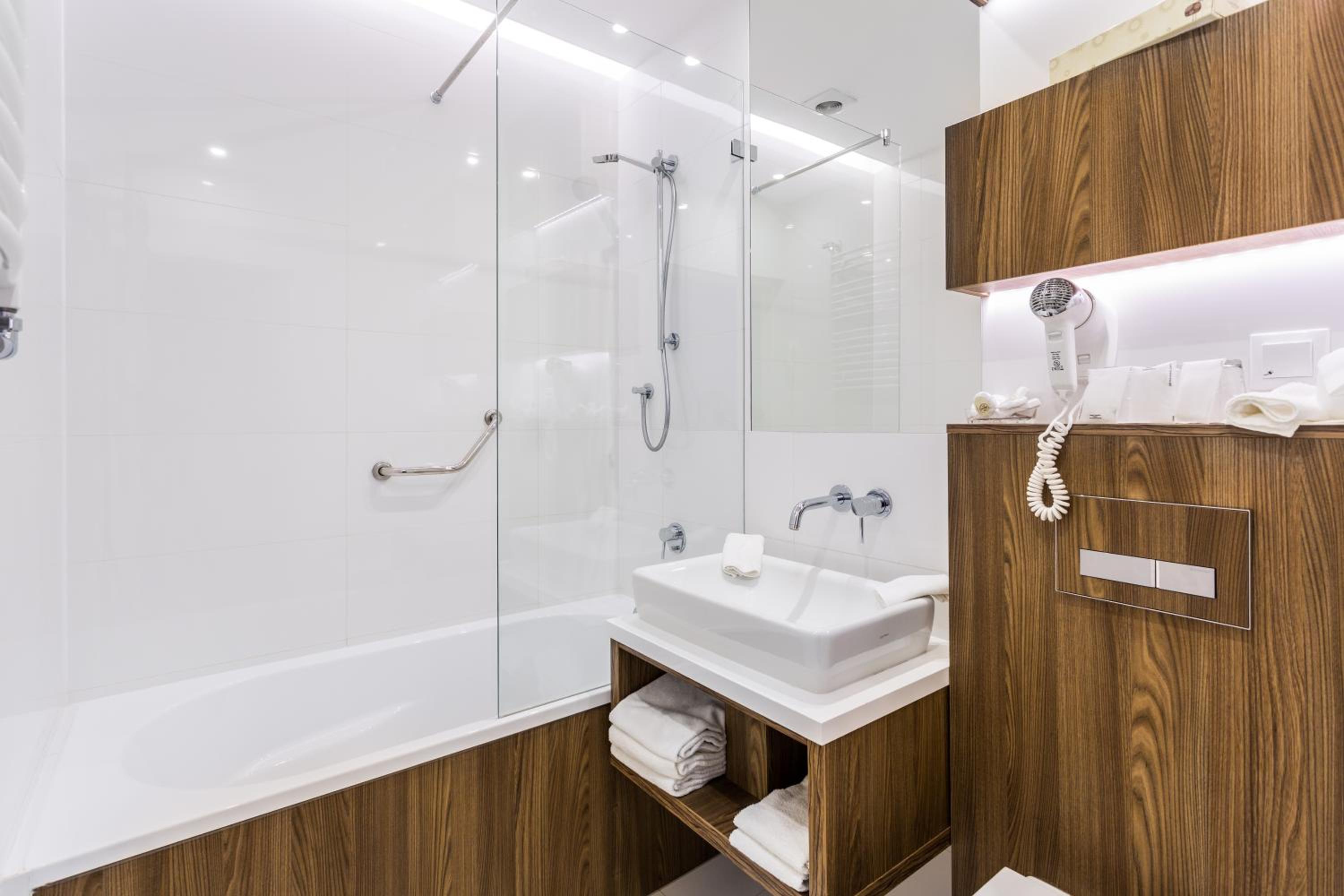 Family Suite - Photo 8