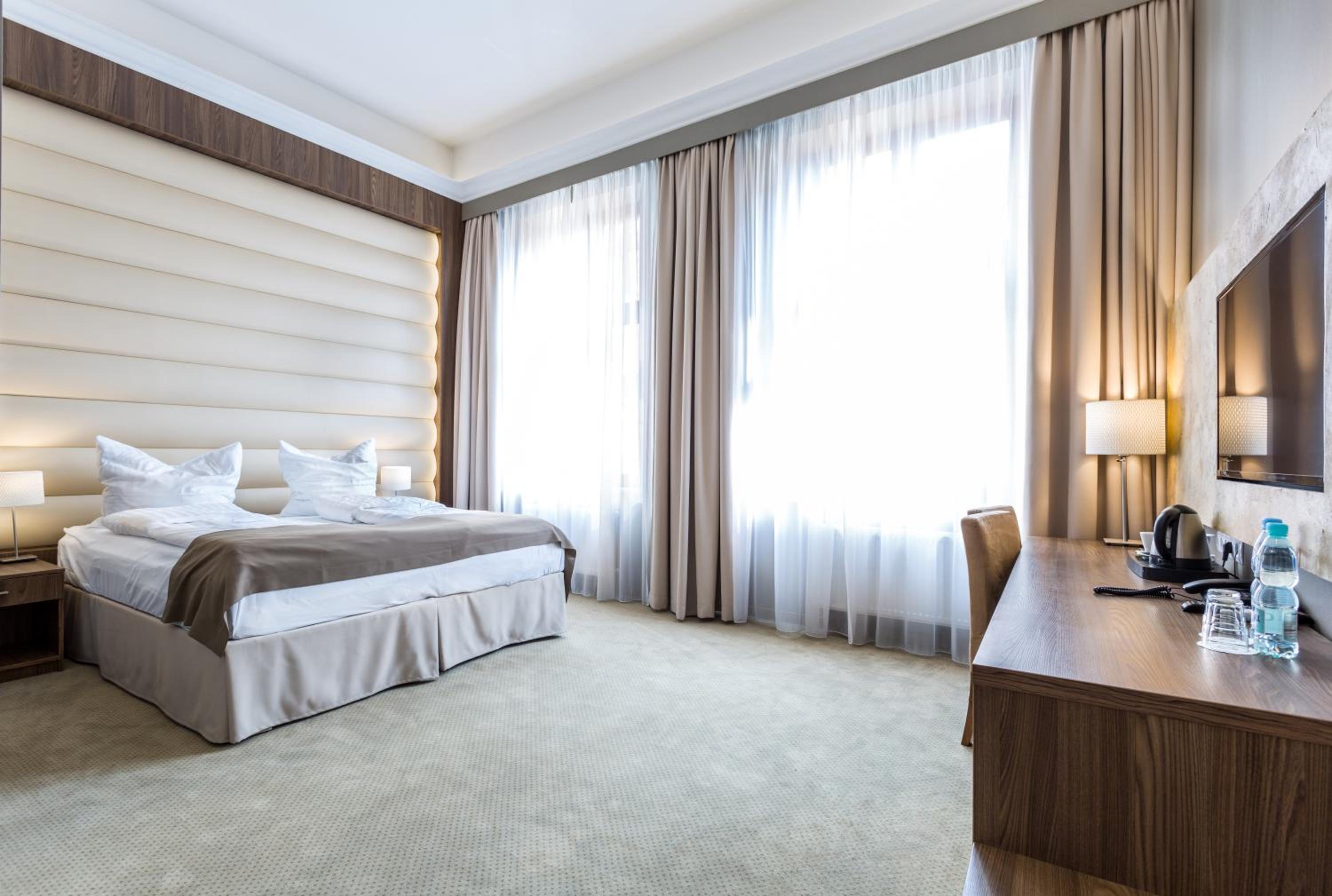 Double Room - Photo 4