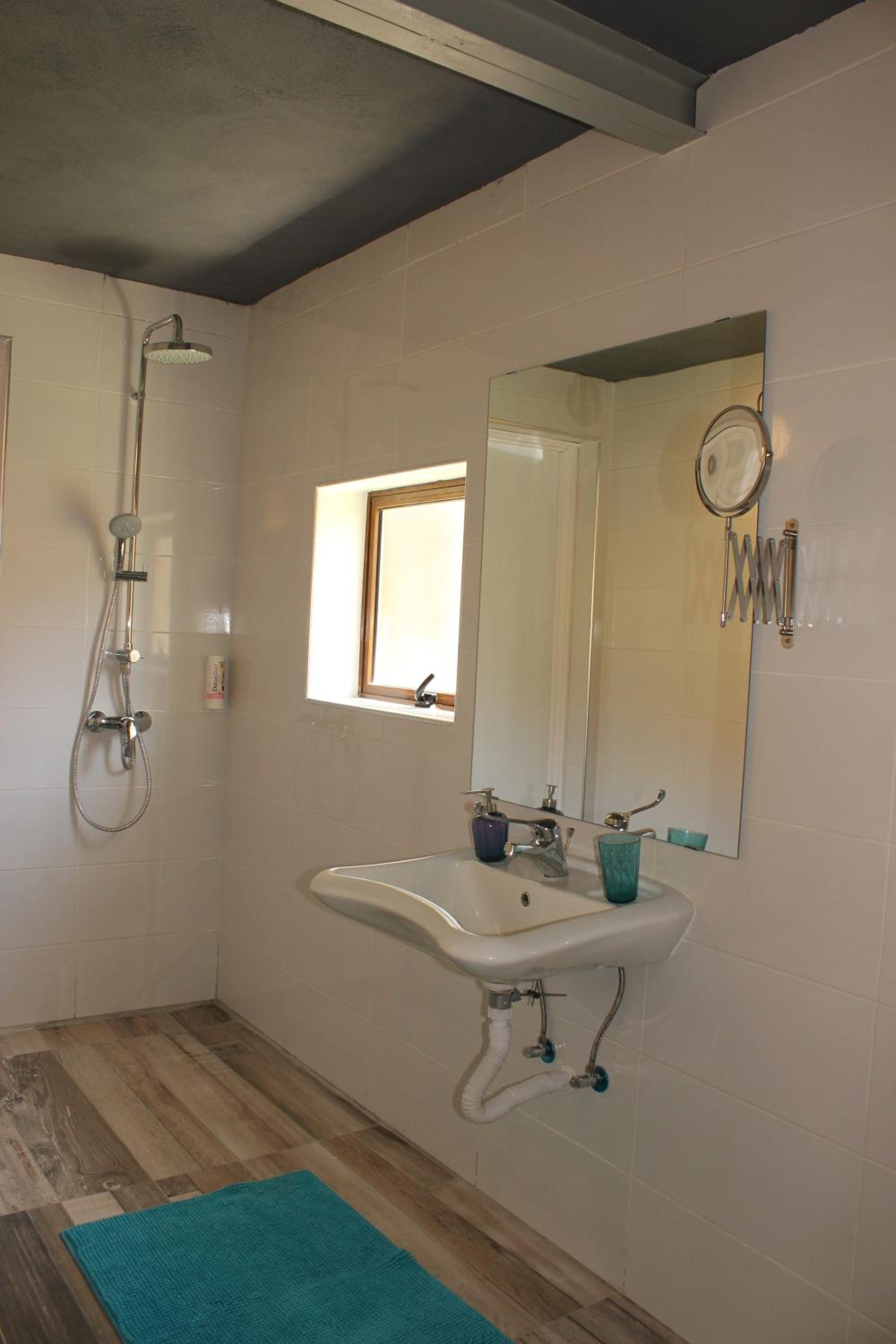 Deluxe Triple Room photo 2