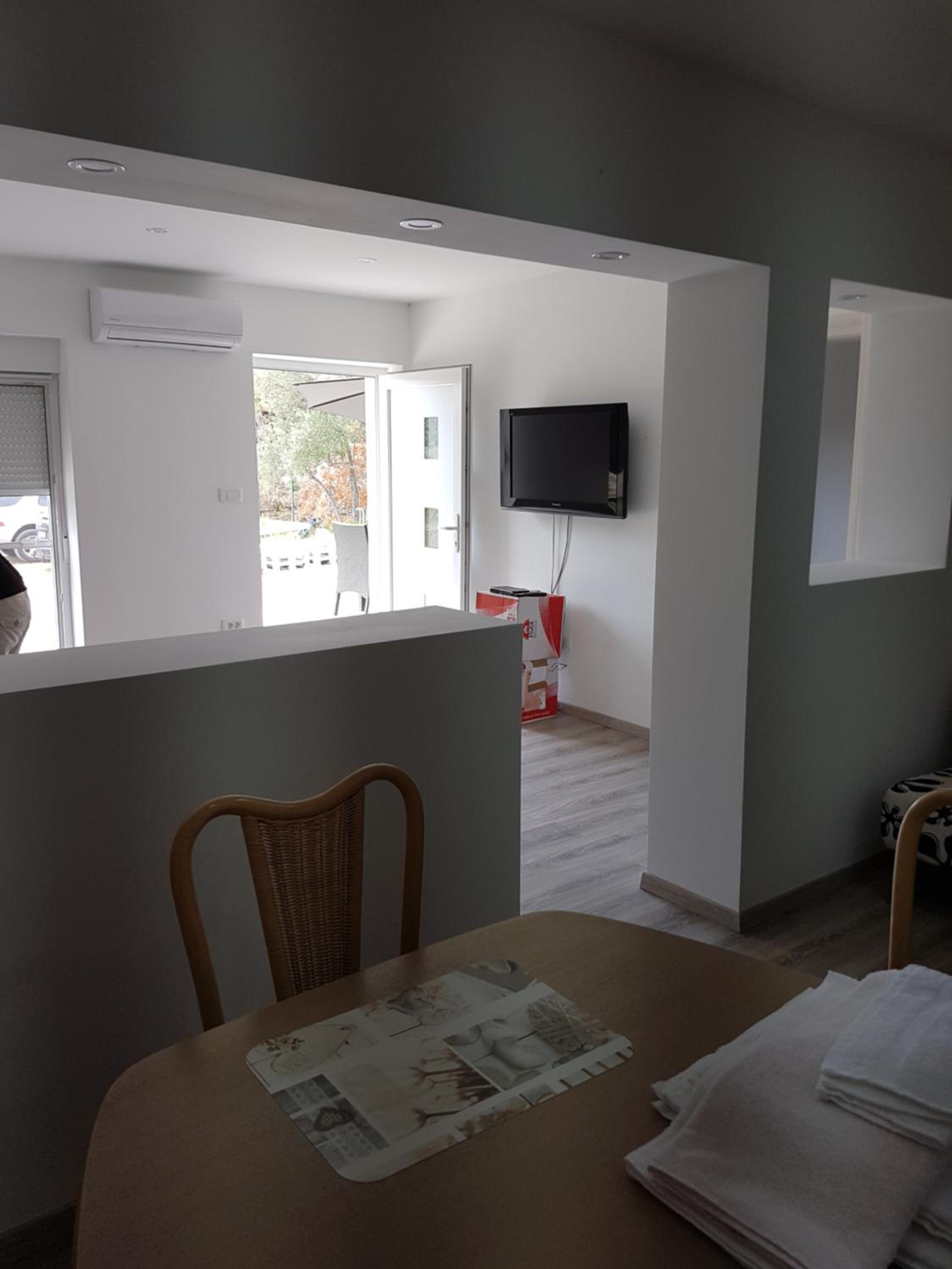 Apartment - Ground Floor photo 2