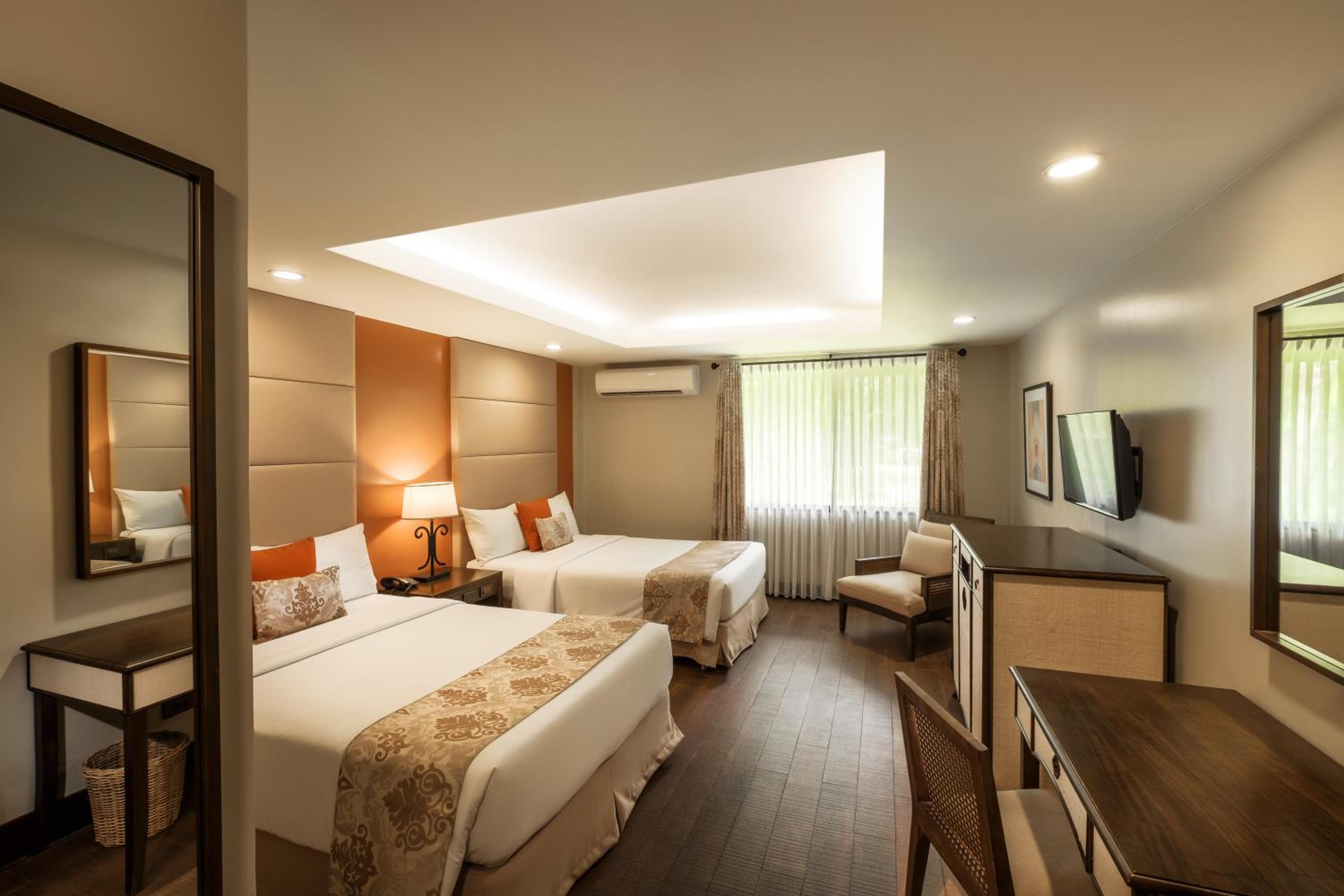 Premier Room - Photo 1