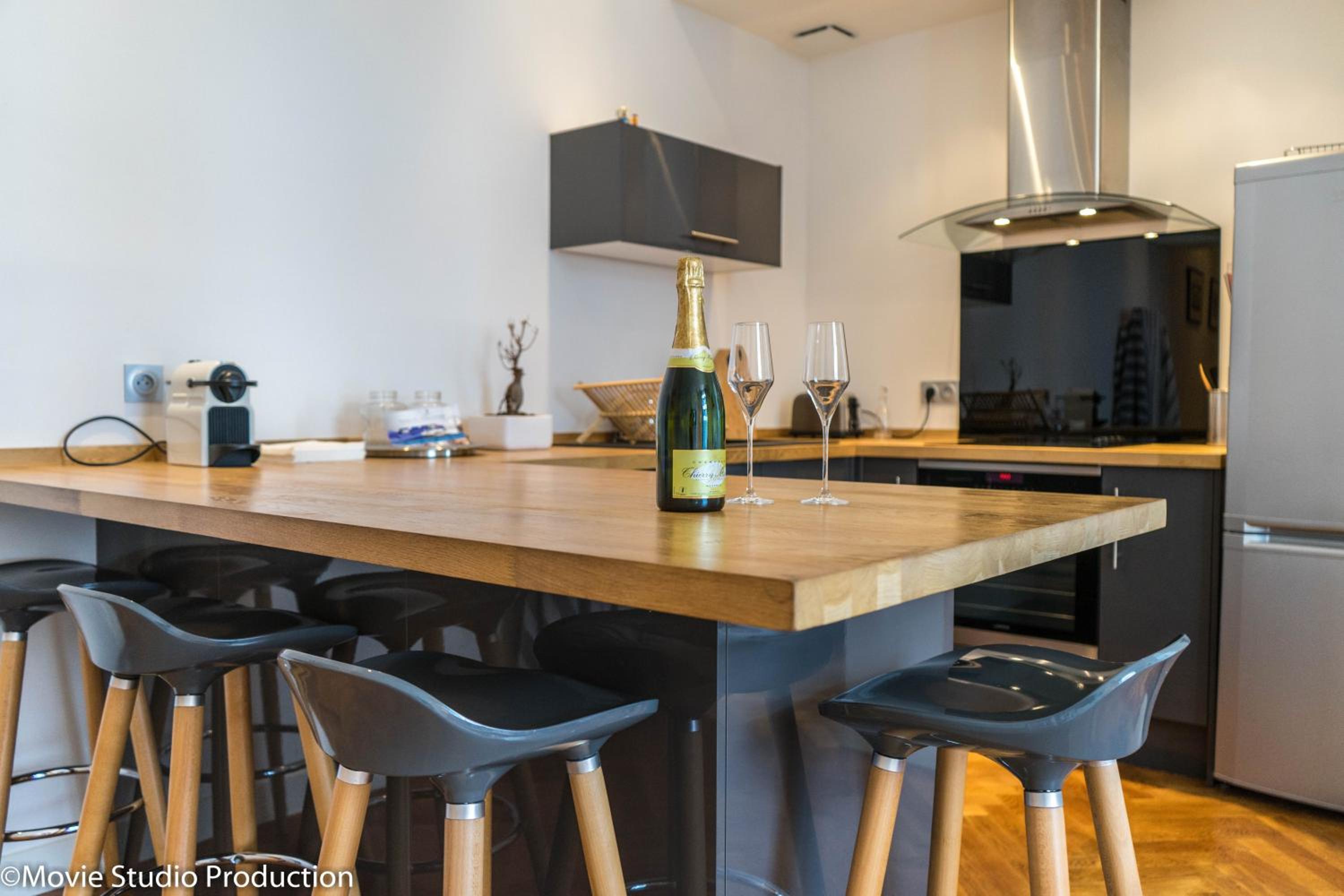 Superior Apartment - Photo 2